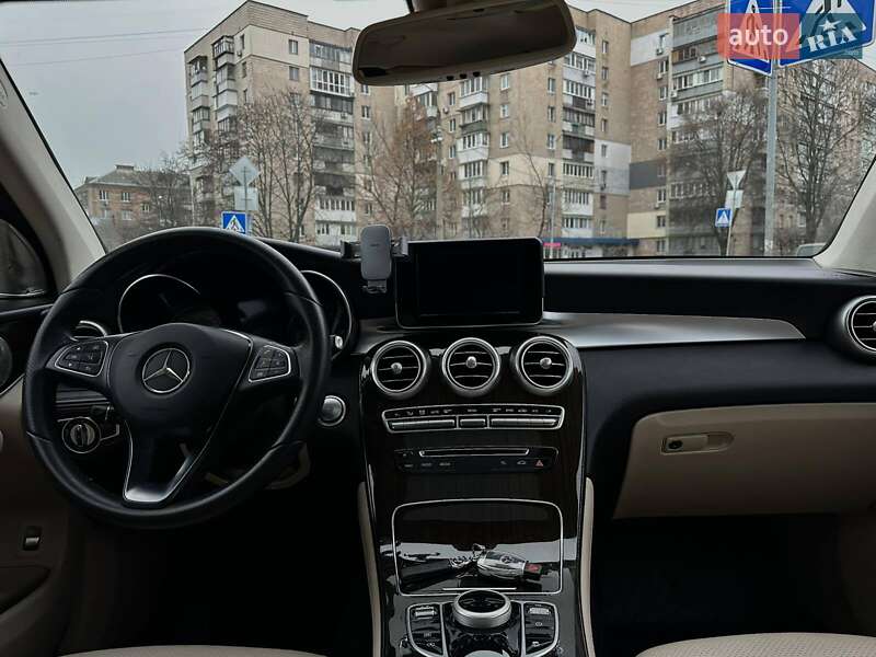Внедорожник / Кроссовер Mercedes-Benz GLC-Class 2018 в Киеве фото 22 Внедорожник / Кроссовер Mercedes-Benz GLC-Class 2018 в Киеве