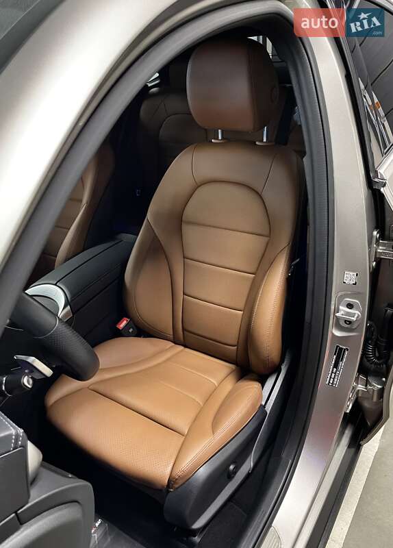 Внедорожник / Кроссовер Mercedes-Benz GLC-Class 2023 в Львове