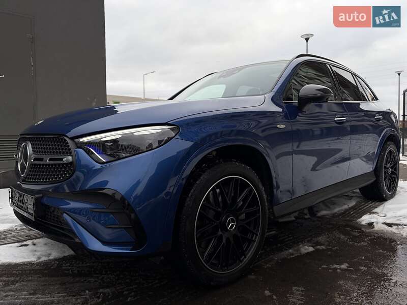 Mercedes-Benz GLC-Class 2025