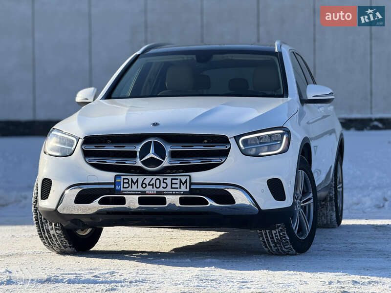 Mercedes-Benz GLC-Class 2021