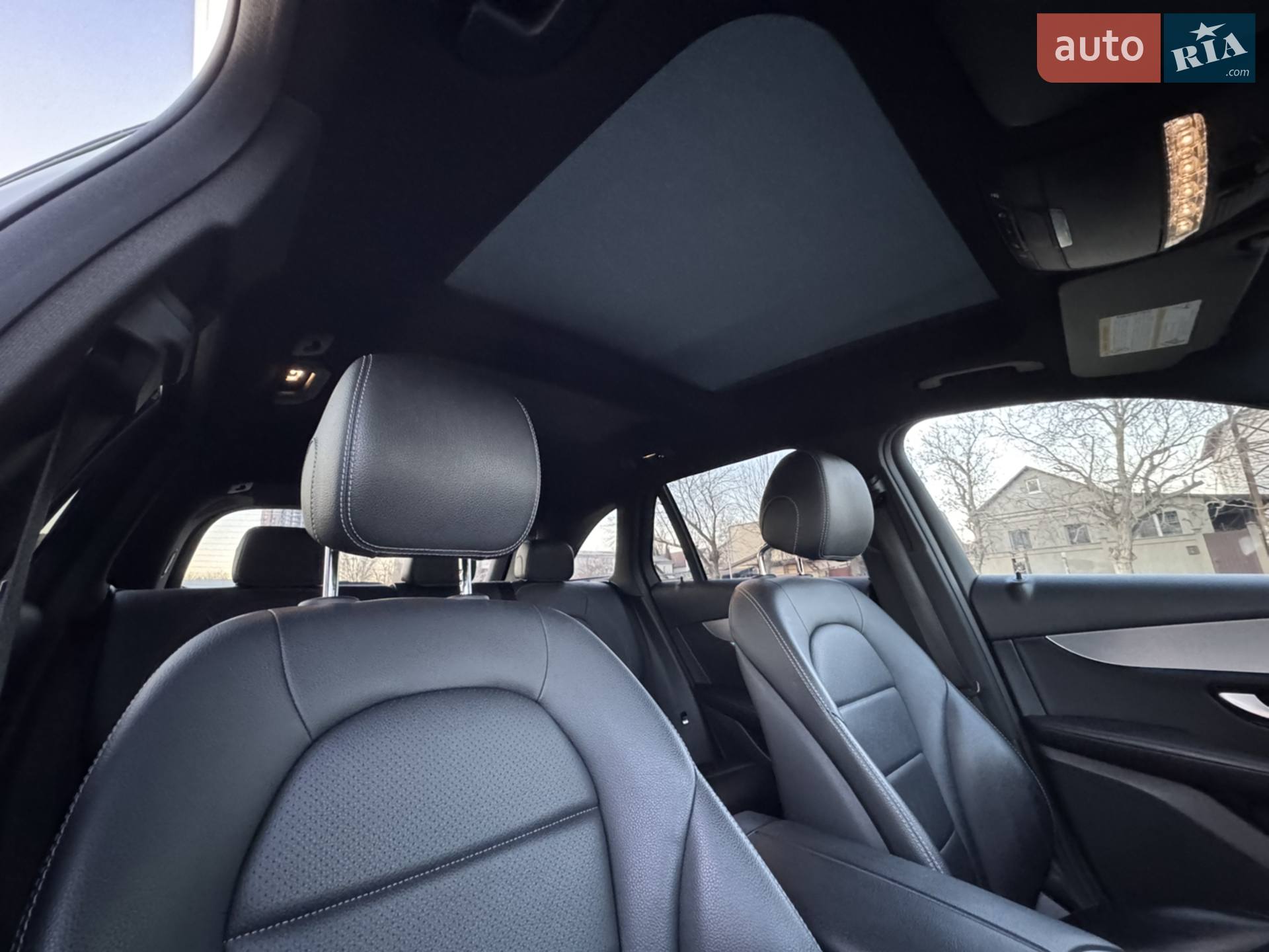 2016 Mercedes-Benz GLC - мініатюра 27