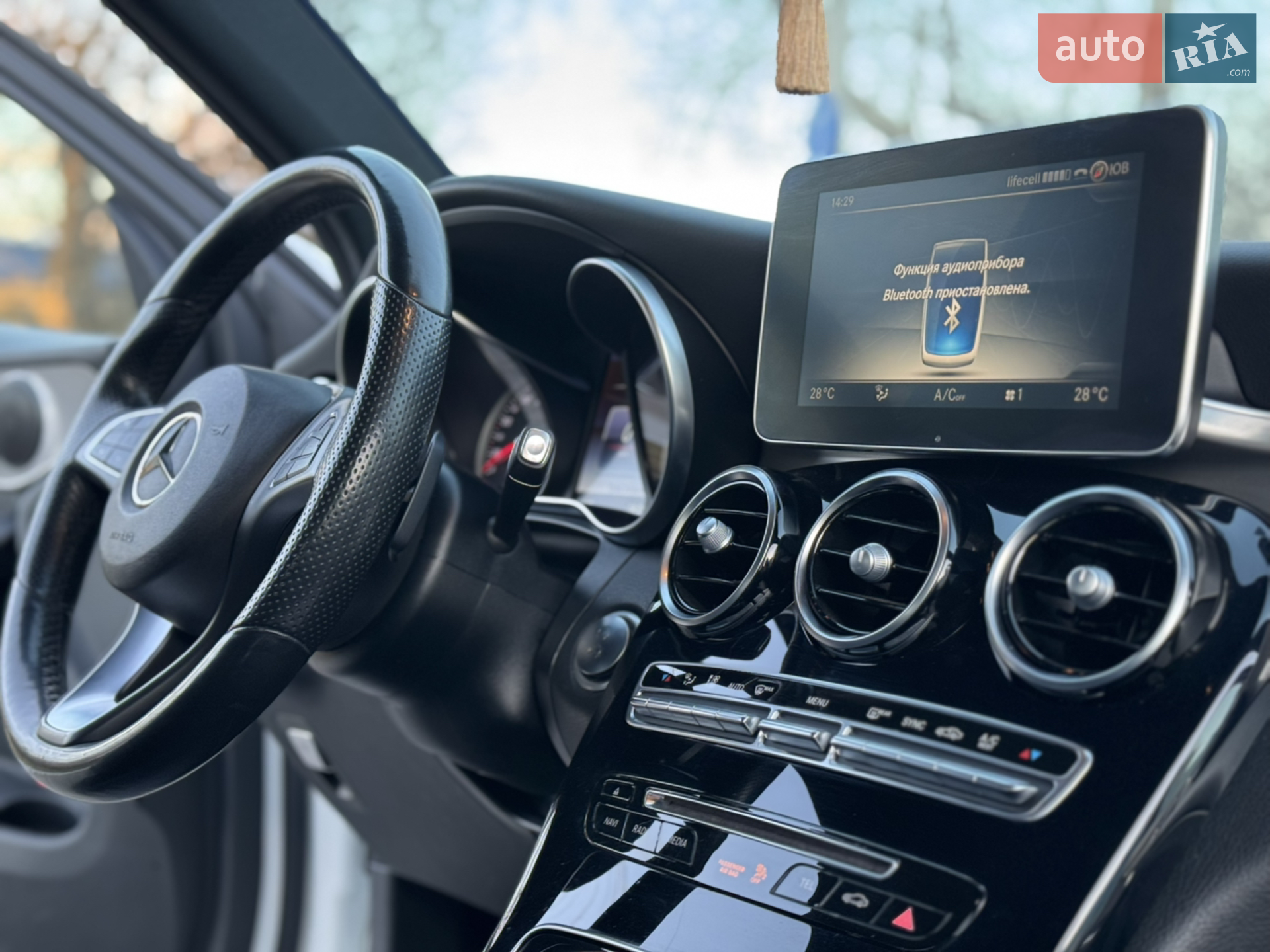 2016 Mercedes-Benz GLC - мініатюра 39