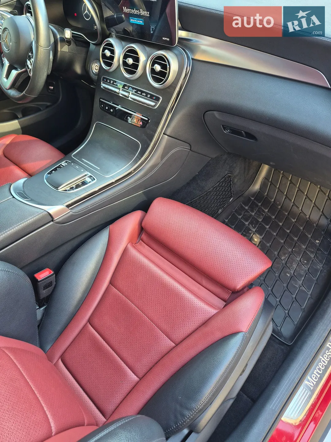 2019 Mercedes-Benz GLC - мініатюра 22