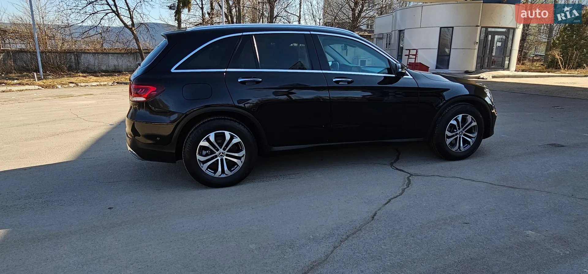 2020 Mercedes-Benz GLC - мініатюра 38