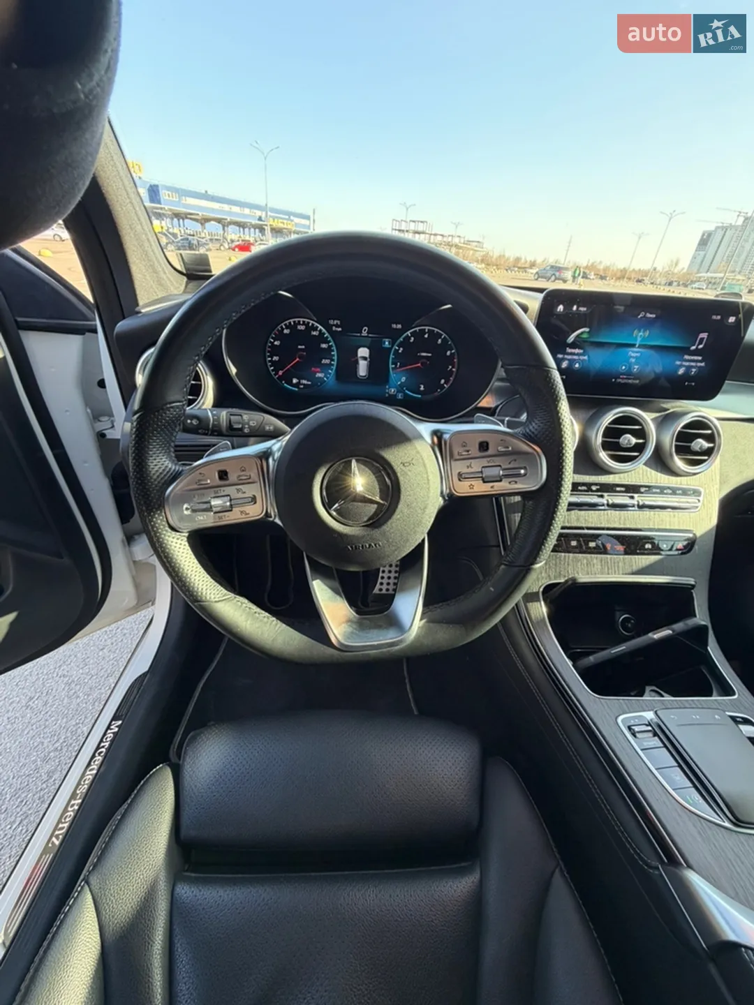 2020 Mercedes-Benz GLC - мініатюра 37