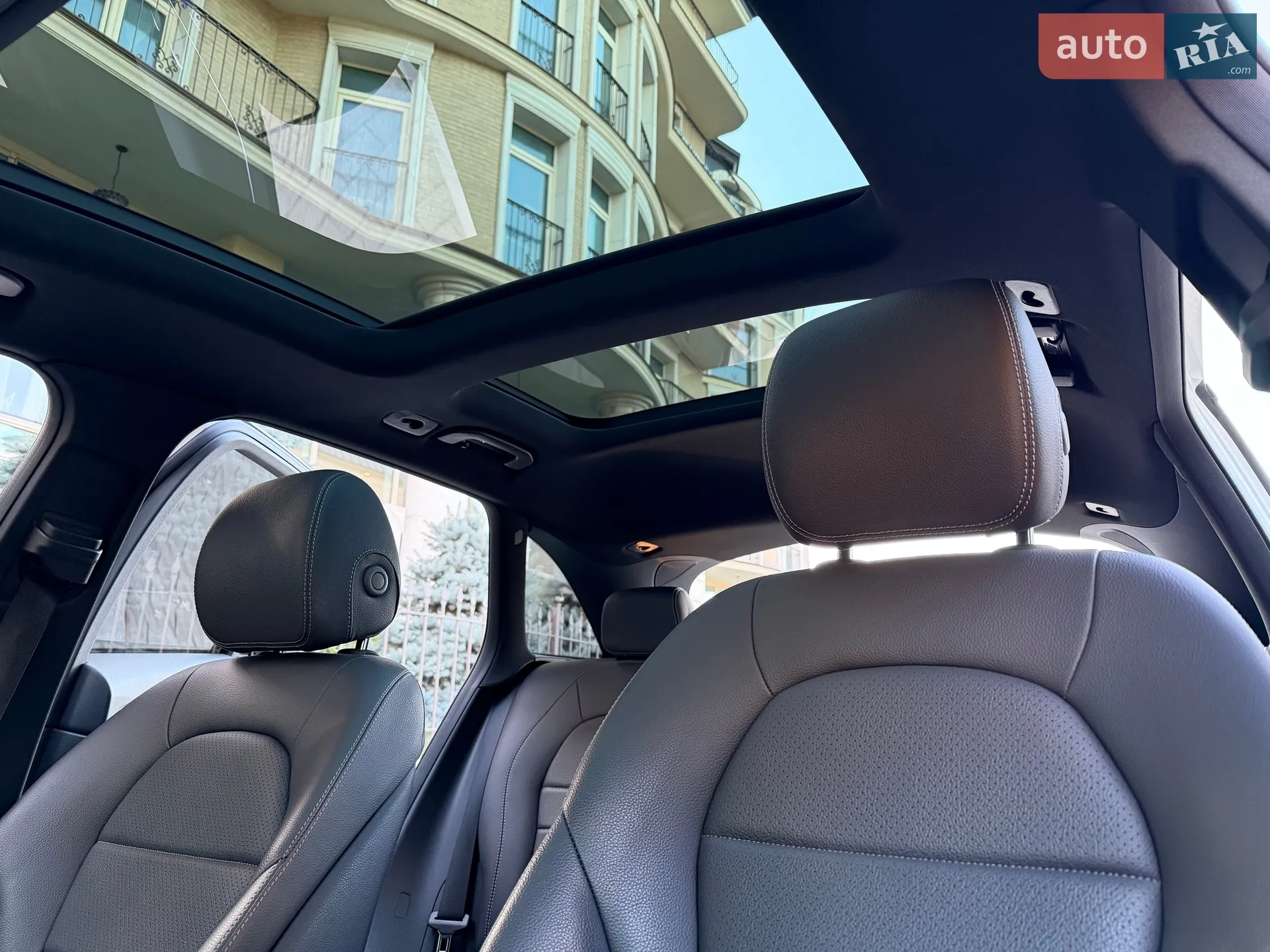 2020 Mercedes-Benz GLC - мініатюра 45