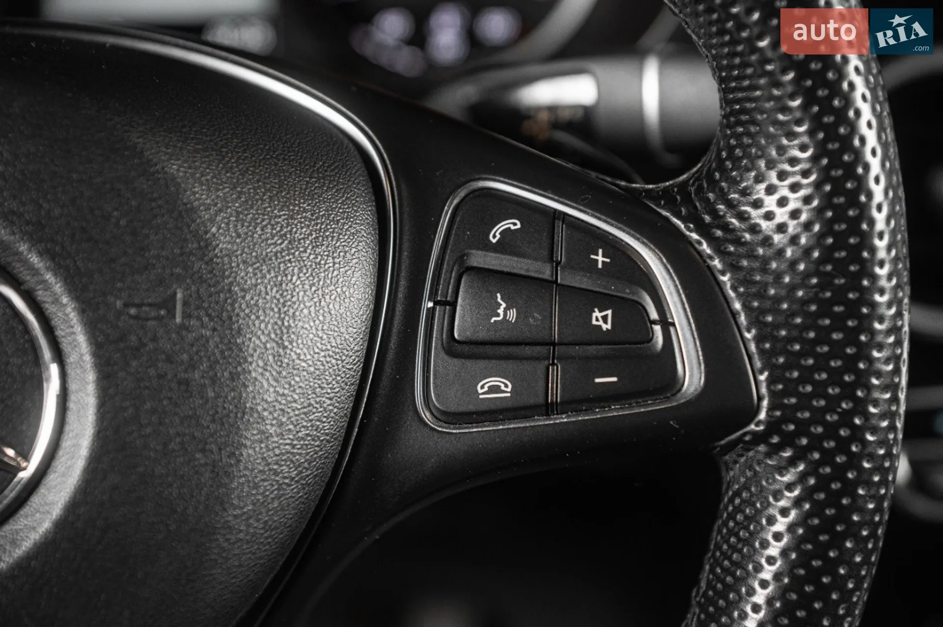 2016 Mercedes-Benz GLC - мініатюра 53