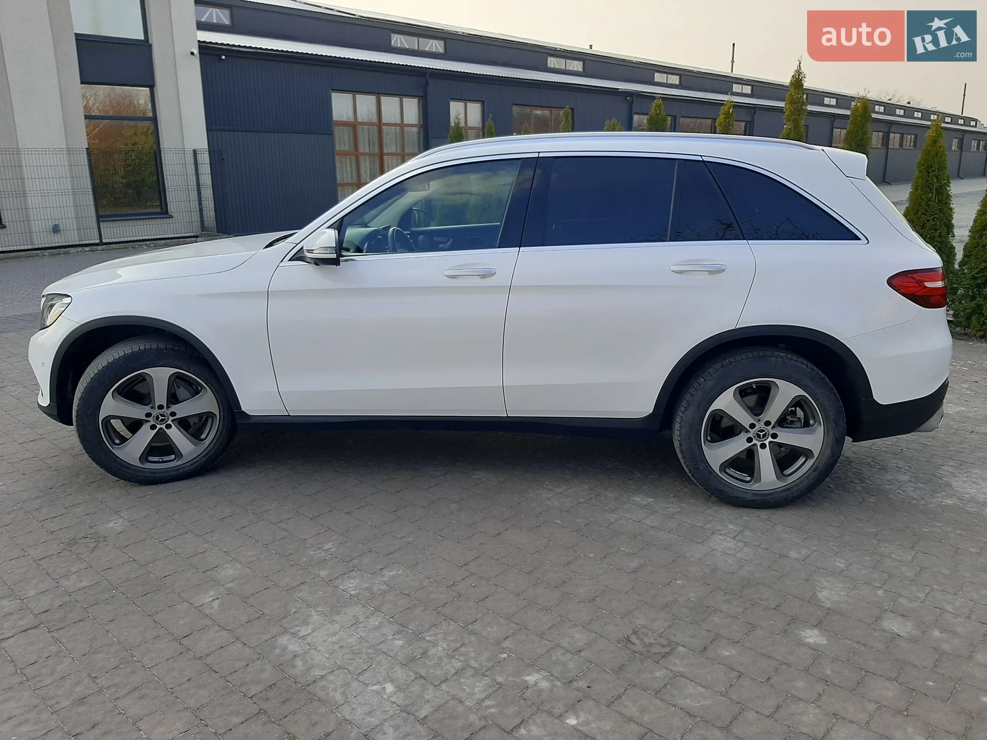 2019 Mercedes-Benz GLC - мініатюра 3