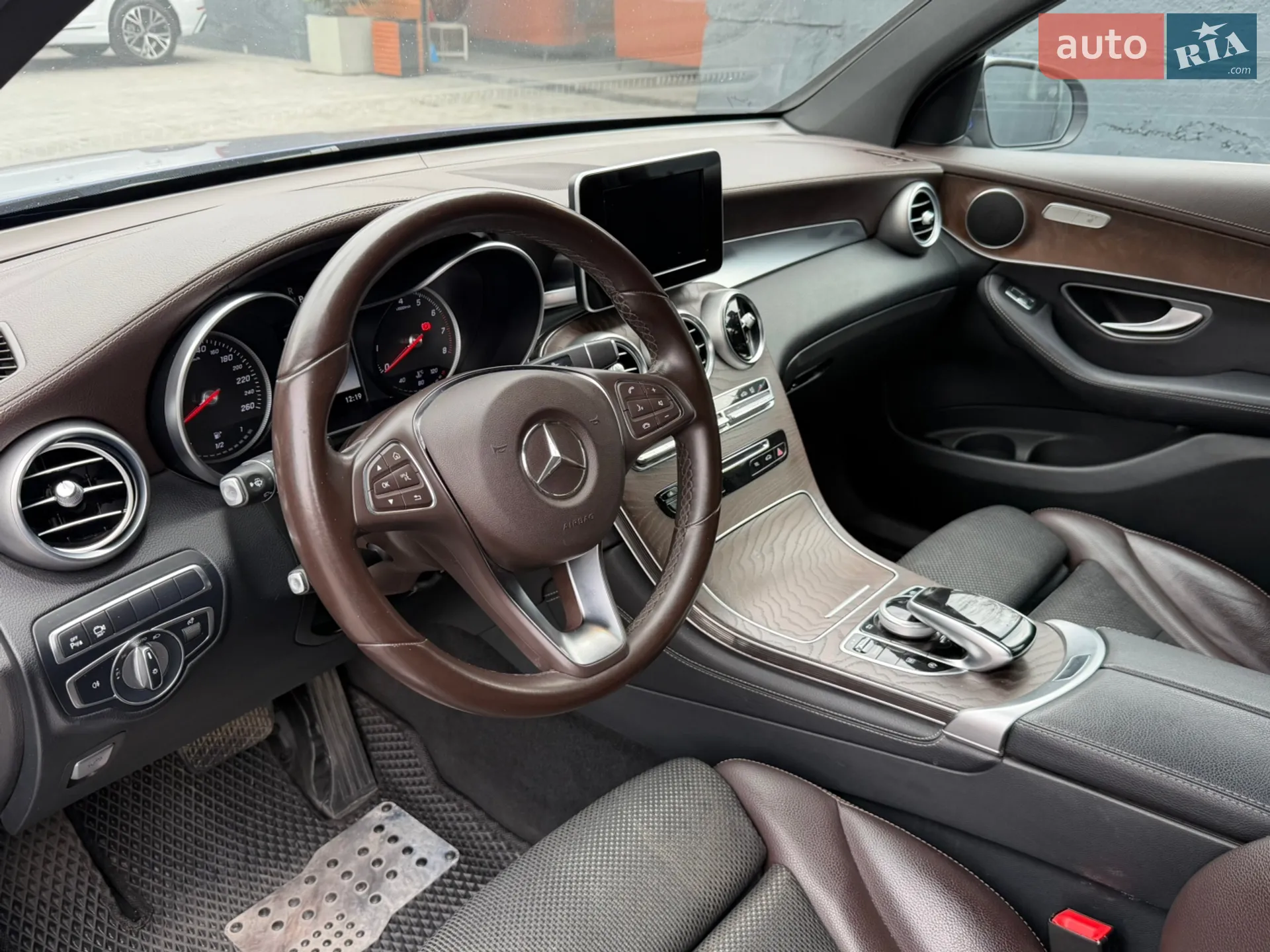 2017 Mercedes-Benz GLC - мініатюра 9