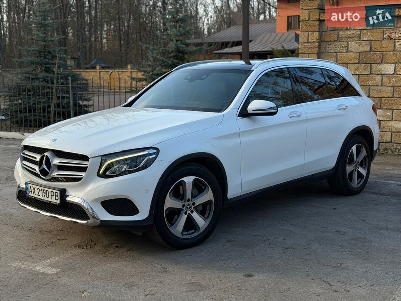 Внедорожник / Кроссовер Mercedes-Benz GLC-Class 2017 в Киеве