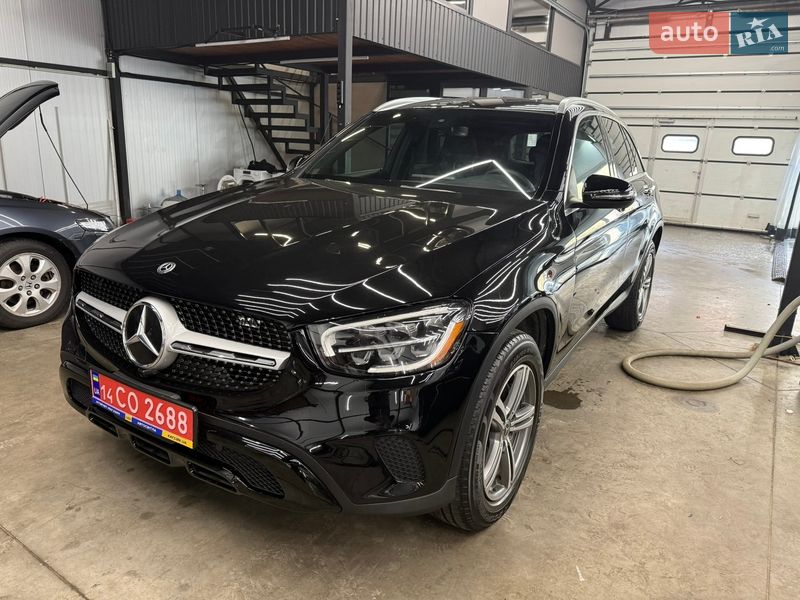 Mercedes-Benz GLC-Class 2020