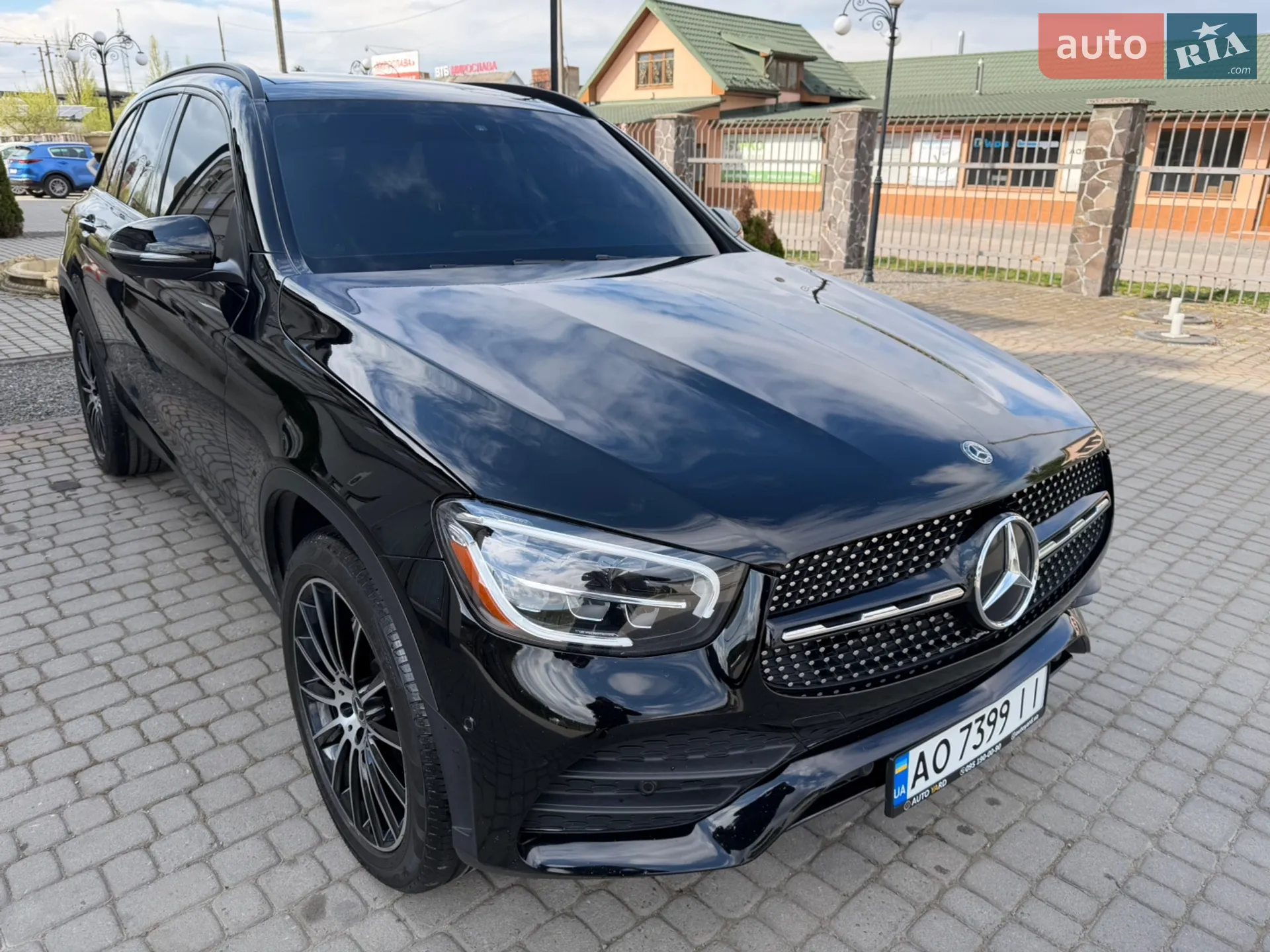 2020 Mercedes-Benz GLC - мініатюра 2