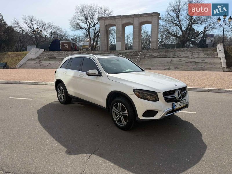 Mercedes-Benz GLC-Class 2018 Mercedes-Benz GLC-Class 2018