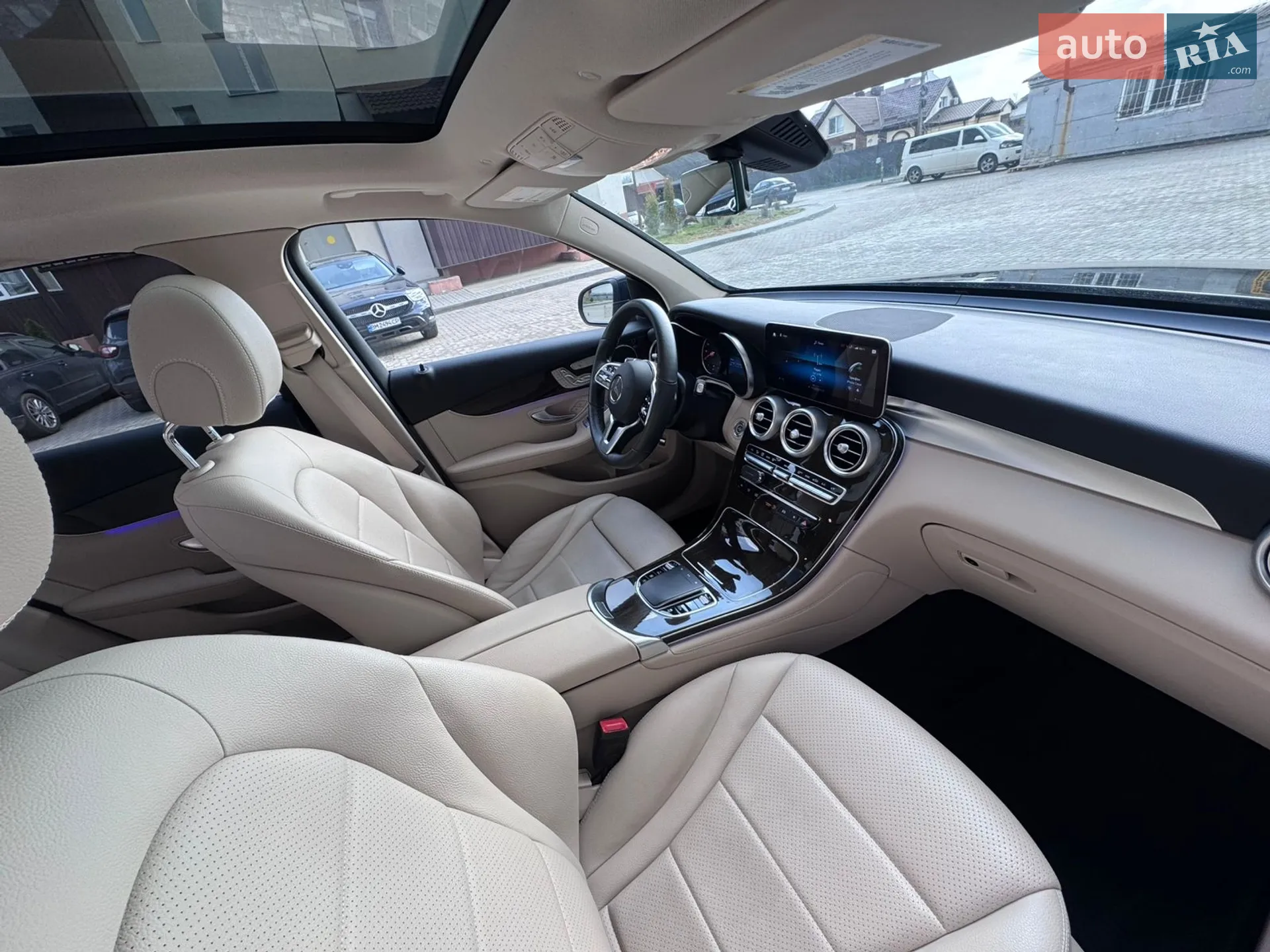 2020 Mercedes-Benz GLC - мініатюра 12