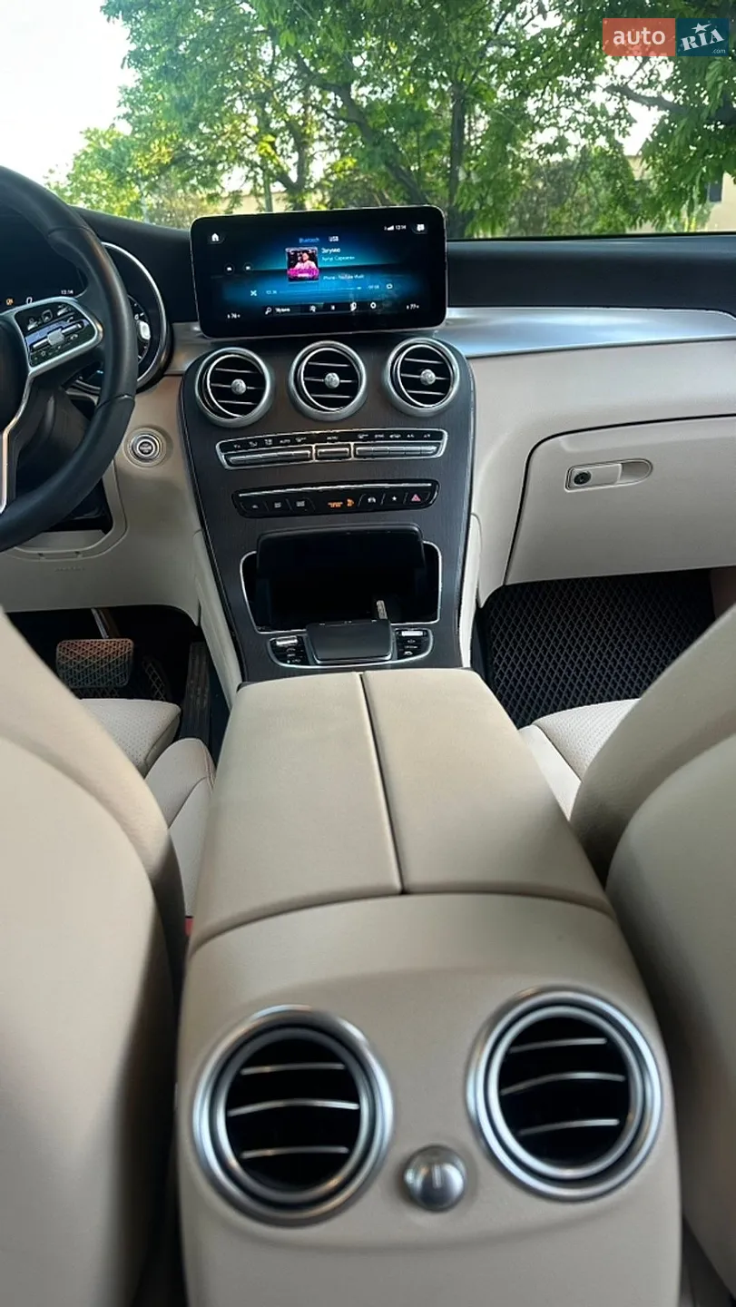2022 Mercedes-Benz GLC - мініатюра 17