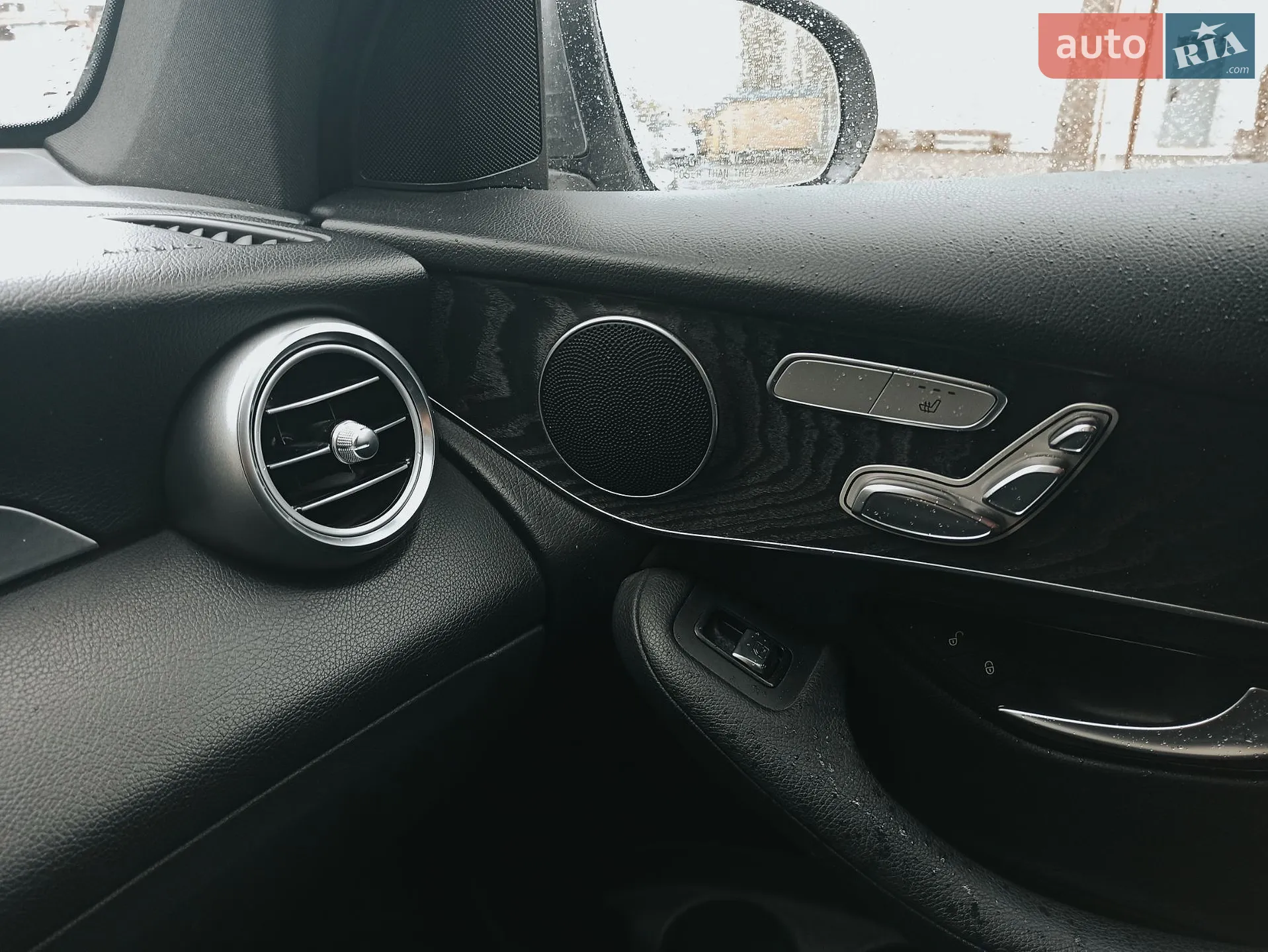 2017 Mercedes-Benz GLC - мініатюра 12