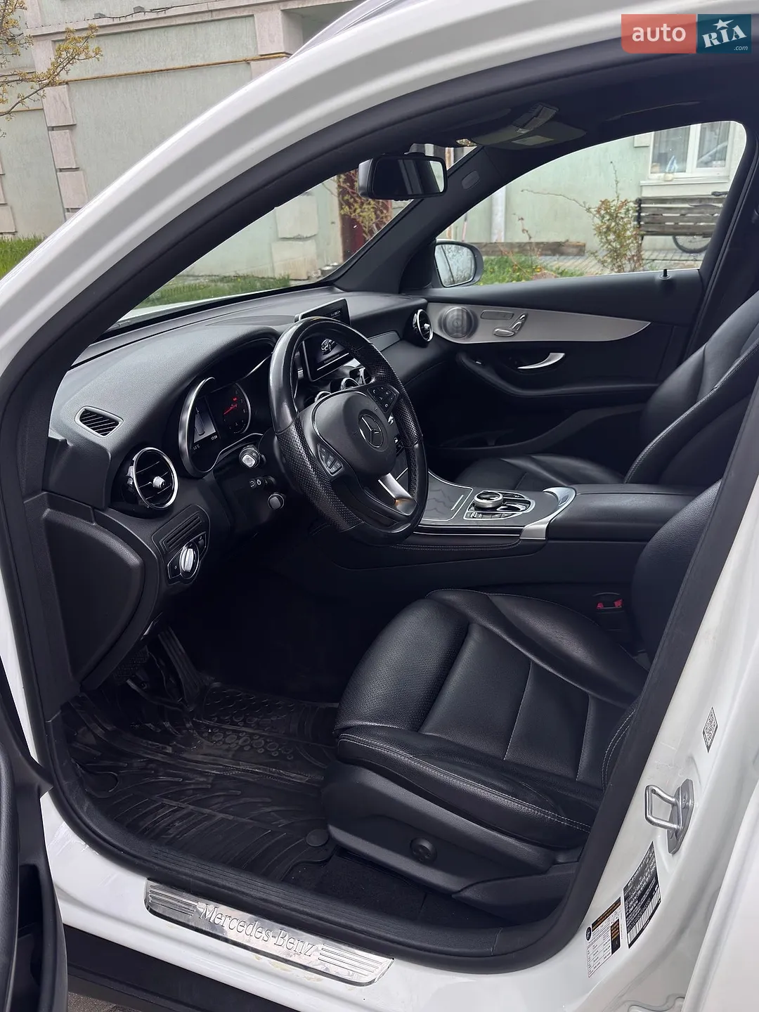 2019 Mercedes-Benz GLC - мініатюра 16