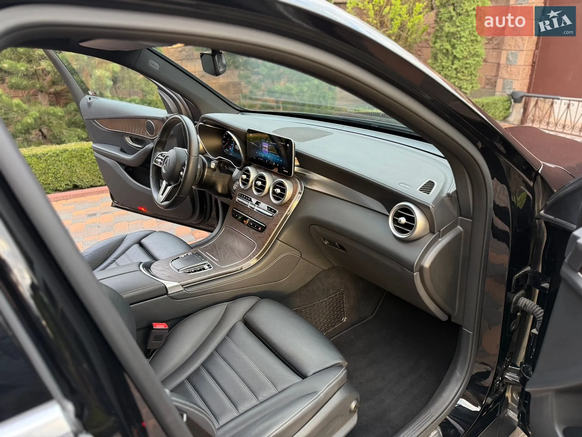 2019 Mercedes-Benz GLC - мініатюра 17