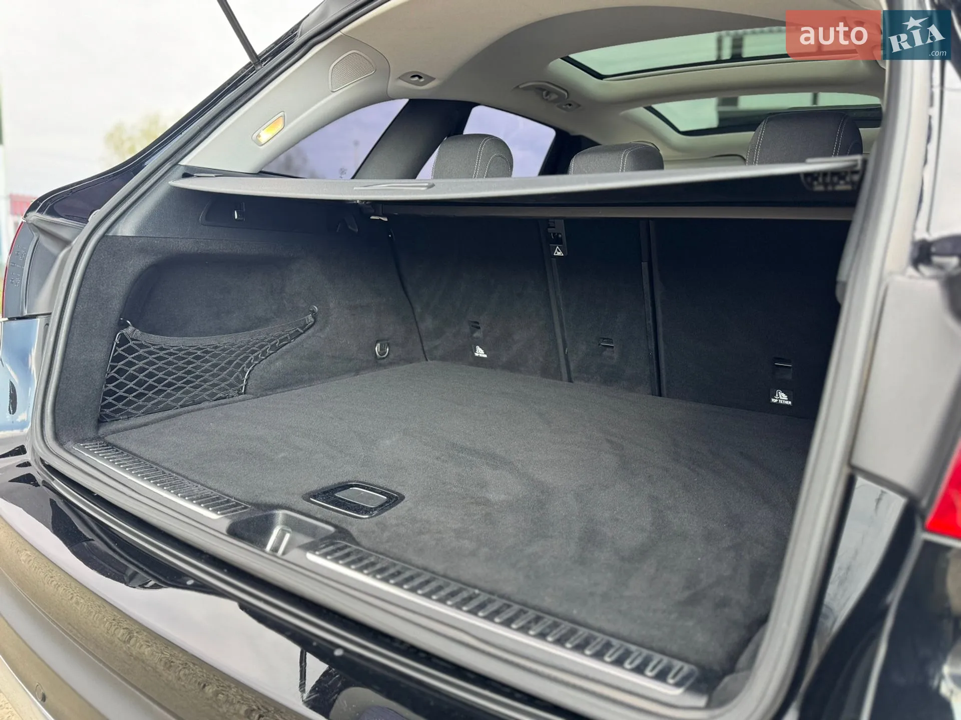 2016 Mercedes-Benz GLC - мініатюра 55