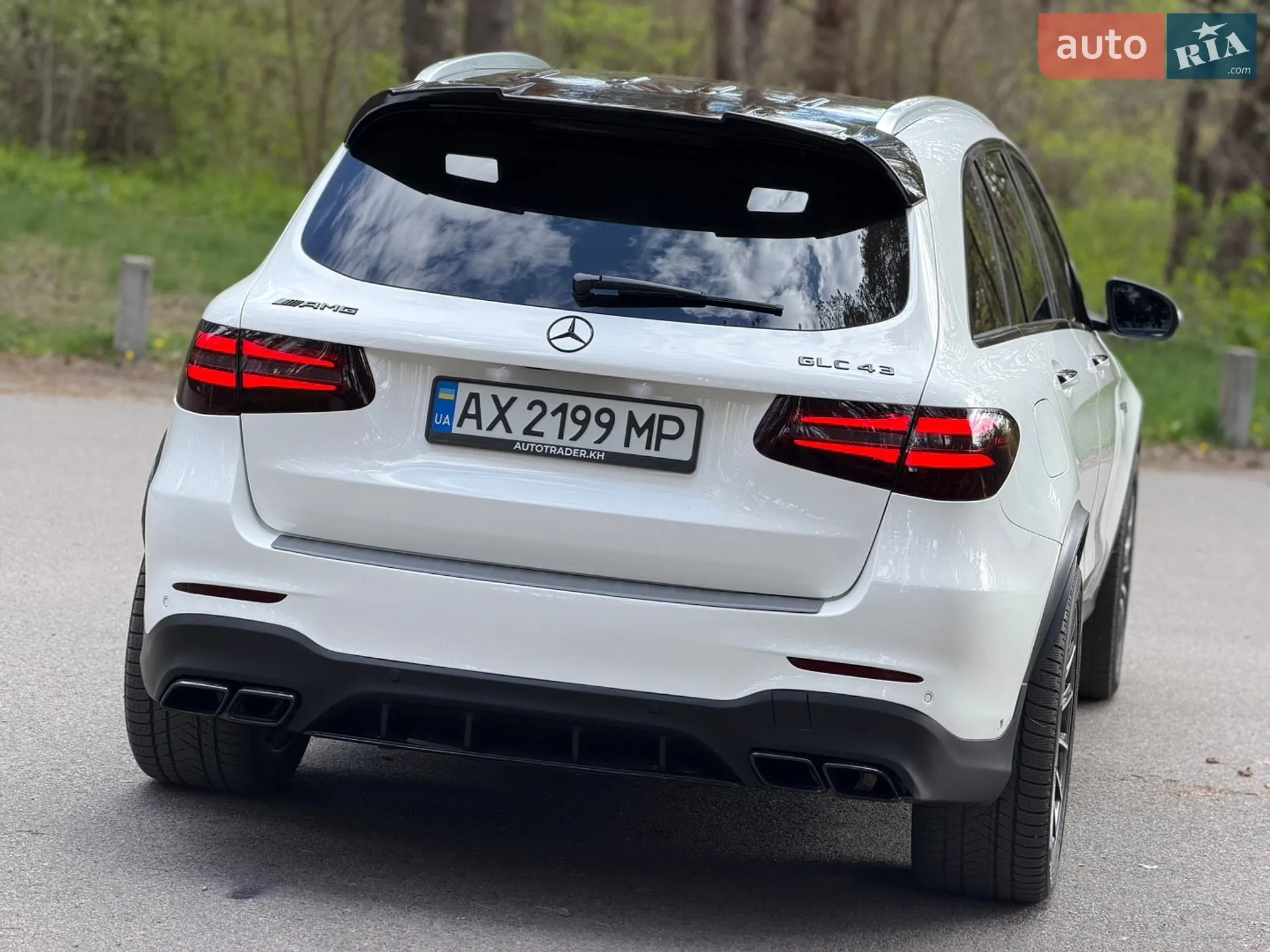 2017 Mercedes-Benz GLC - мініатюра 15