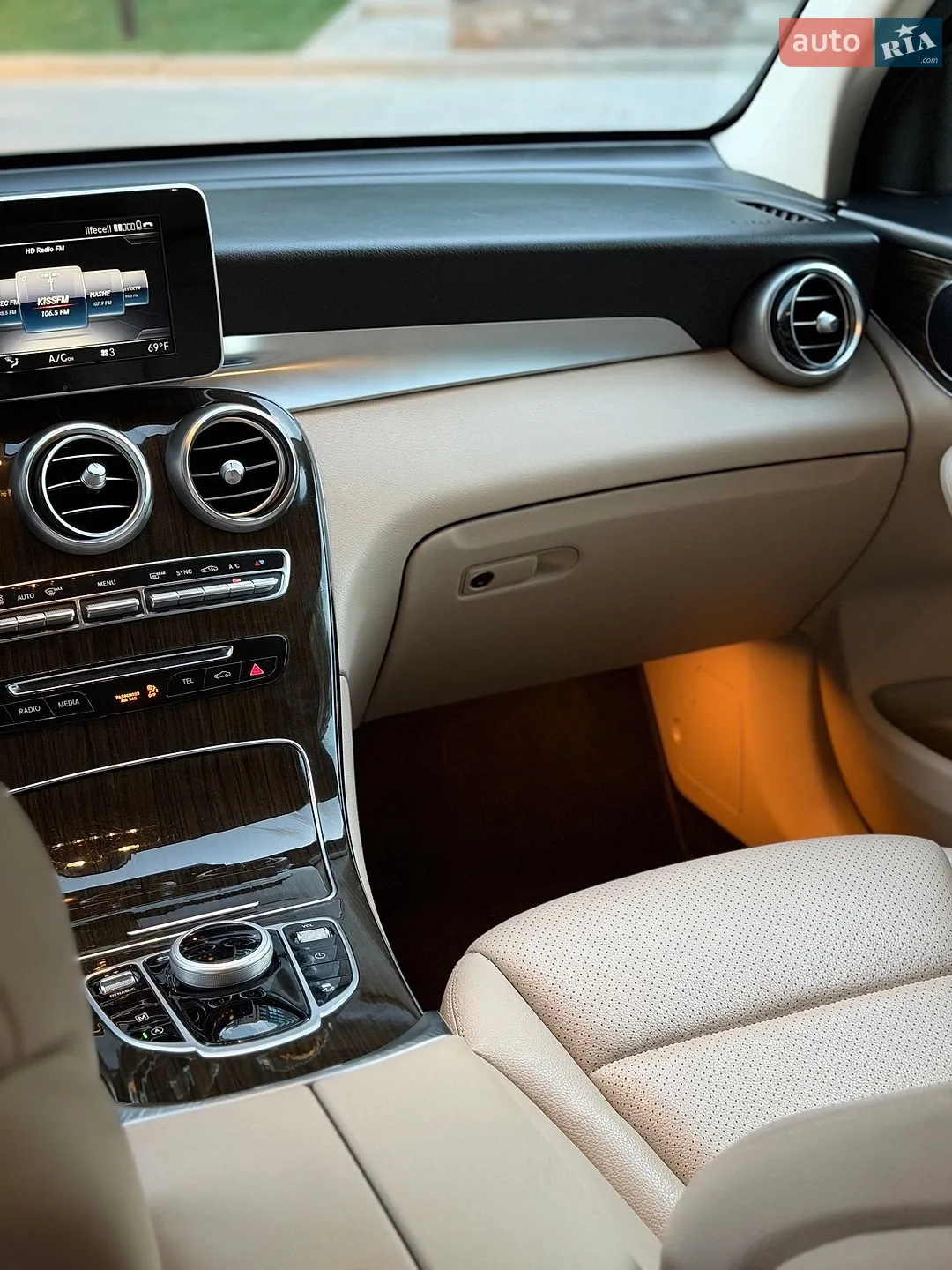 2018 Mercedes-Benz GLC - мініатюра 18