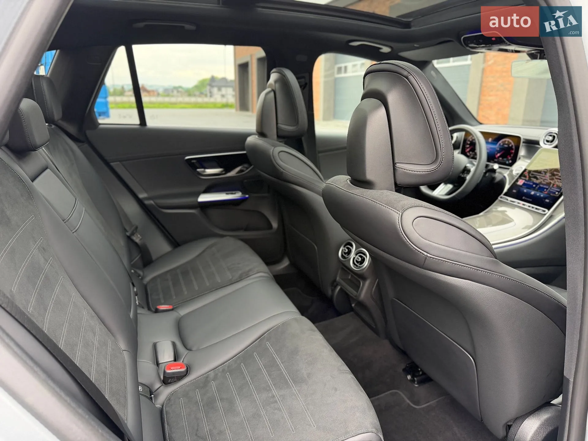 2024 Mercedes-Benz GLC - мініатюра 20