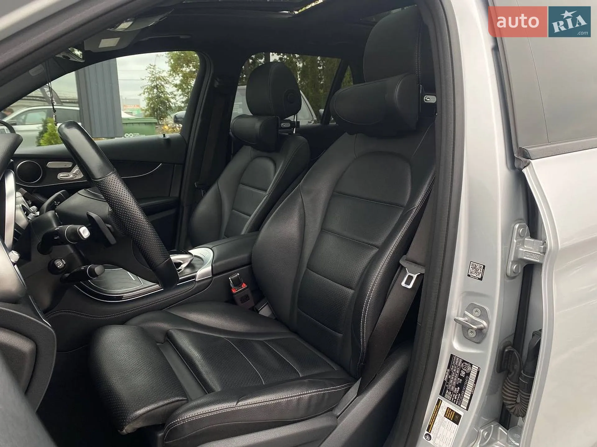2018 Mercedes-Benz GLC - мініатюра 21