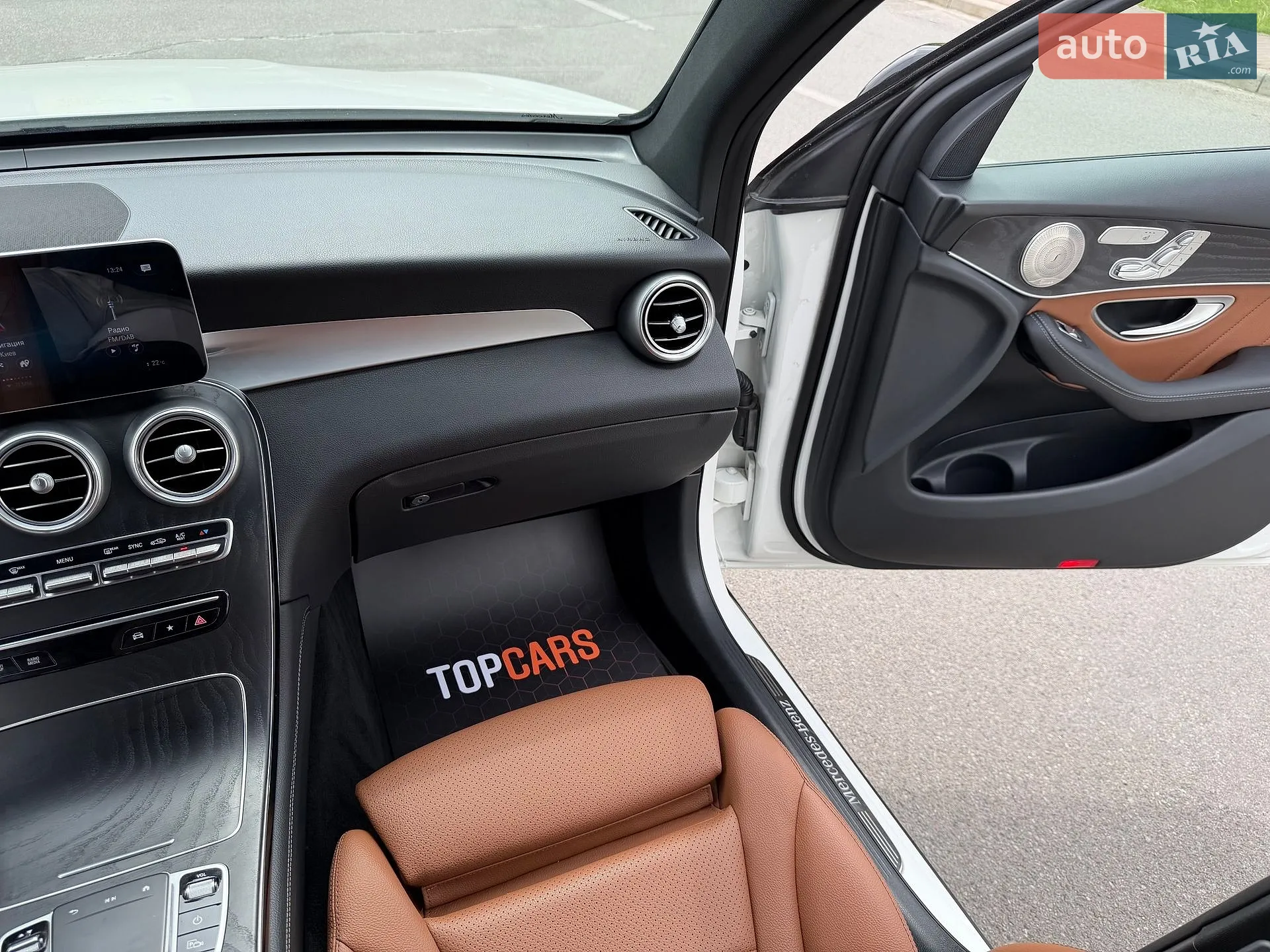 2020 Mercedes-Benz GLC - мініатюра 64