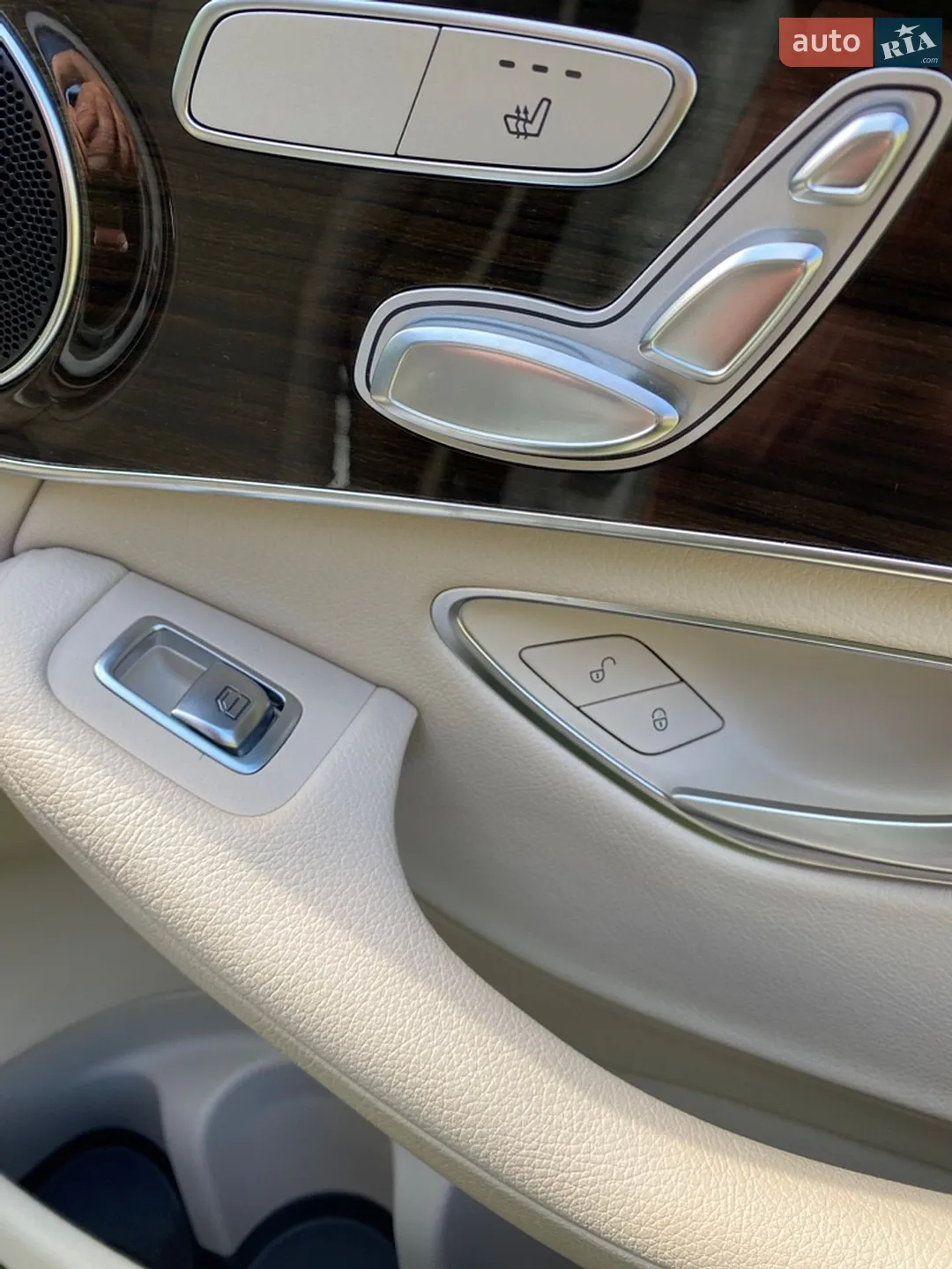 2017 Mercedes-Benz GLC - мініатюра 12