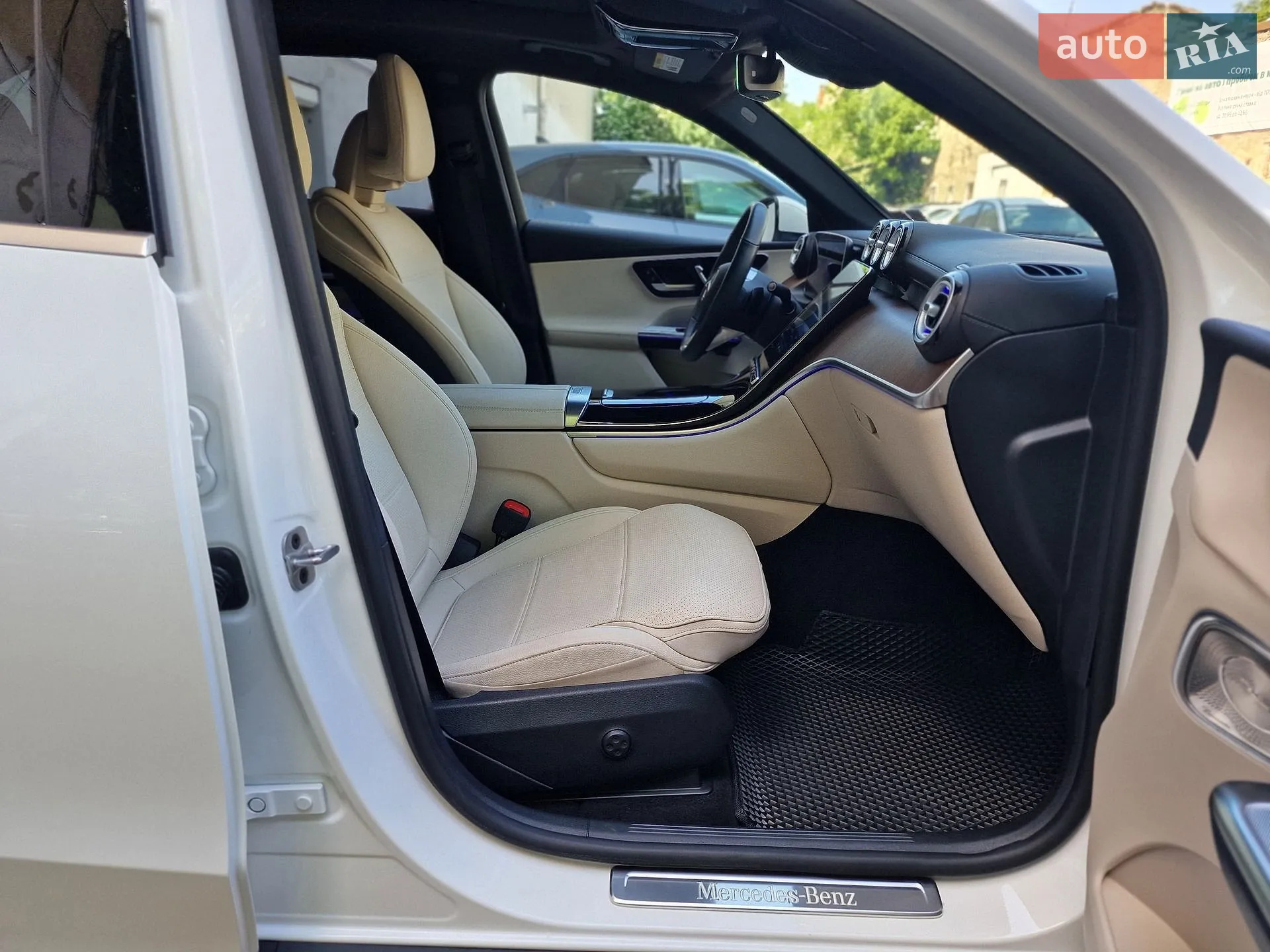 2024 Mercedes-Benz GLC - мініатюра 44