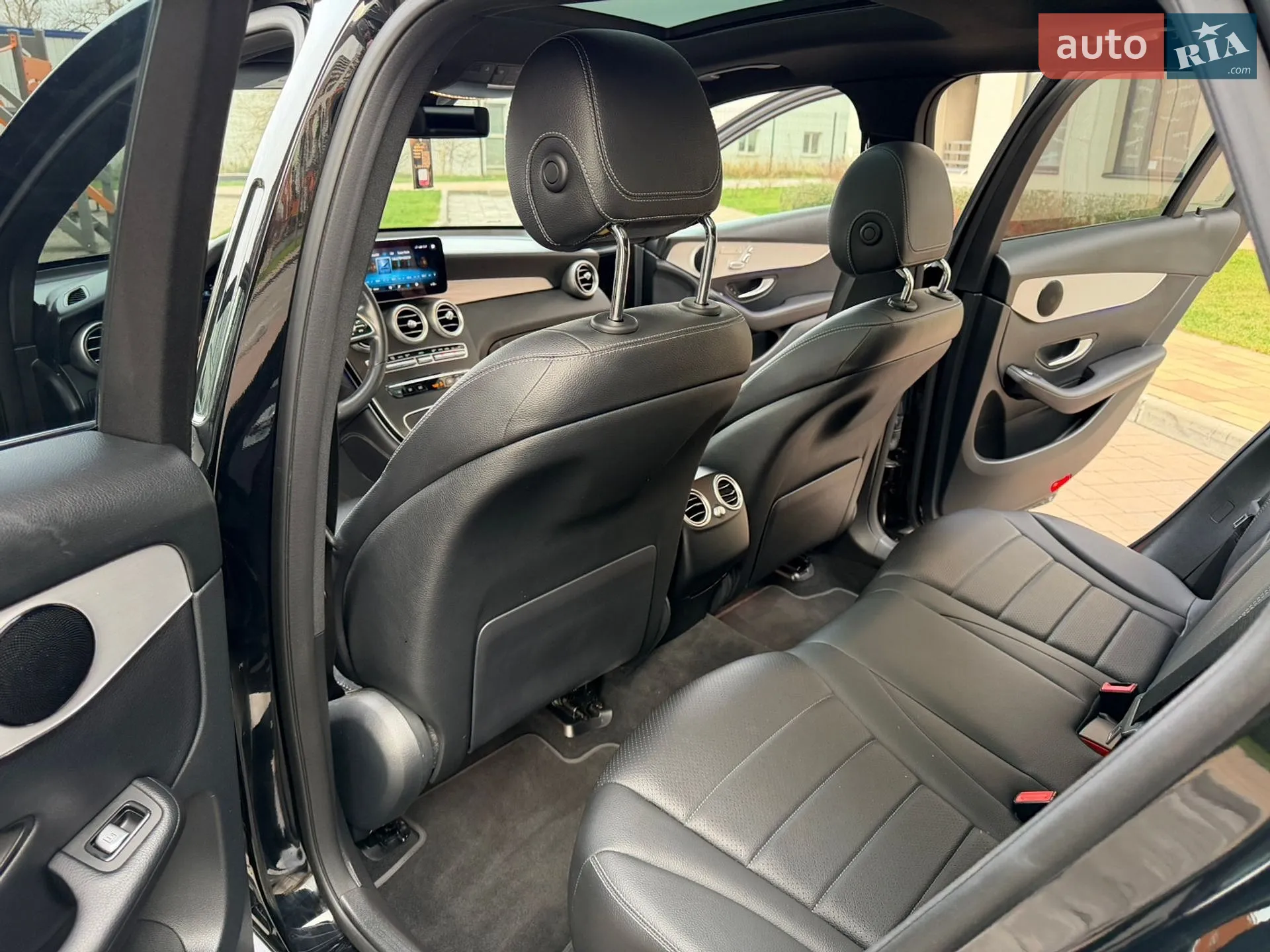 2019 Mercedes-Benz GLC - мініатюра 16
