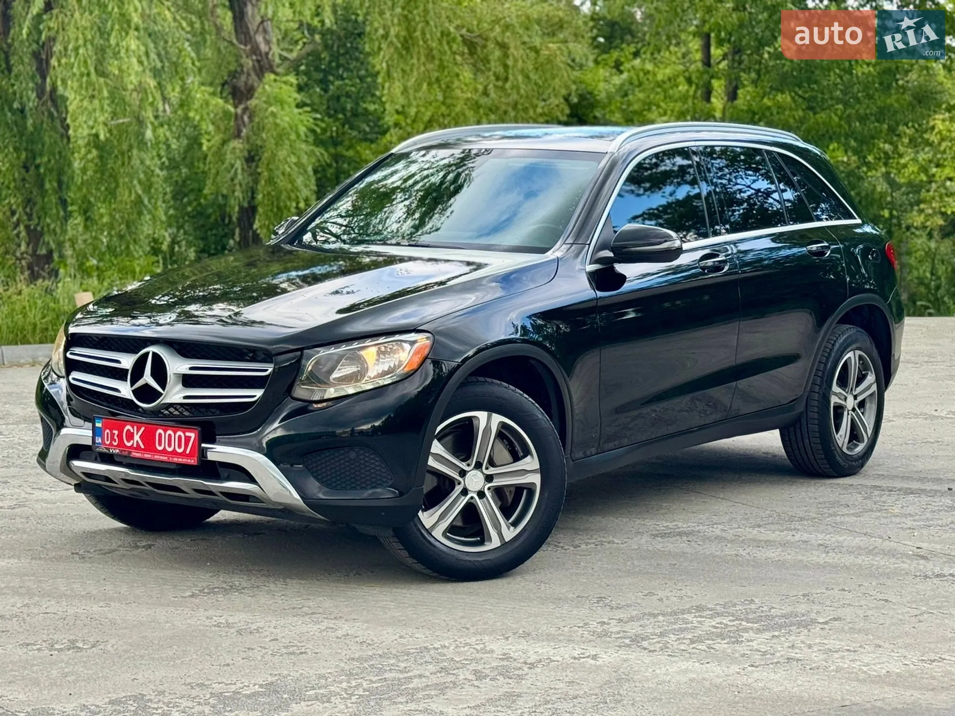 2018 Mercedes-Benz GLC - мініатюра 38