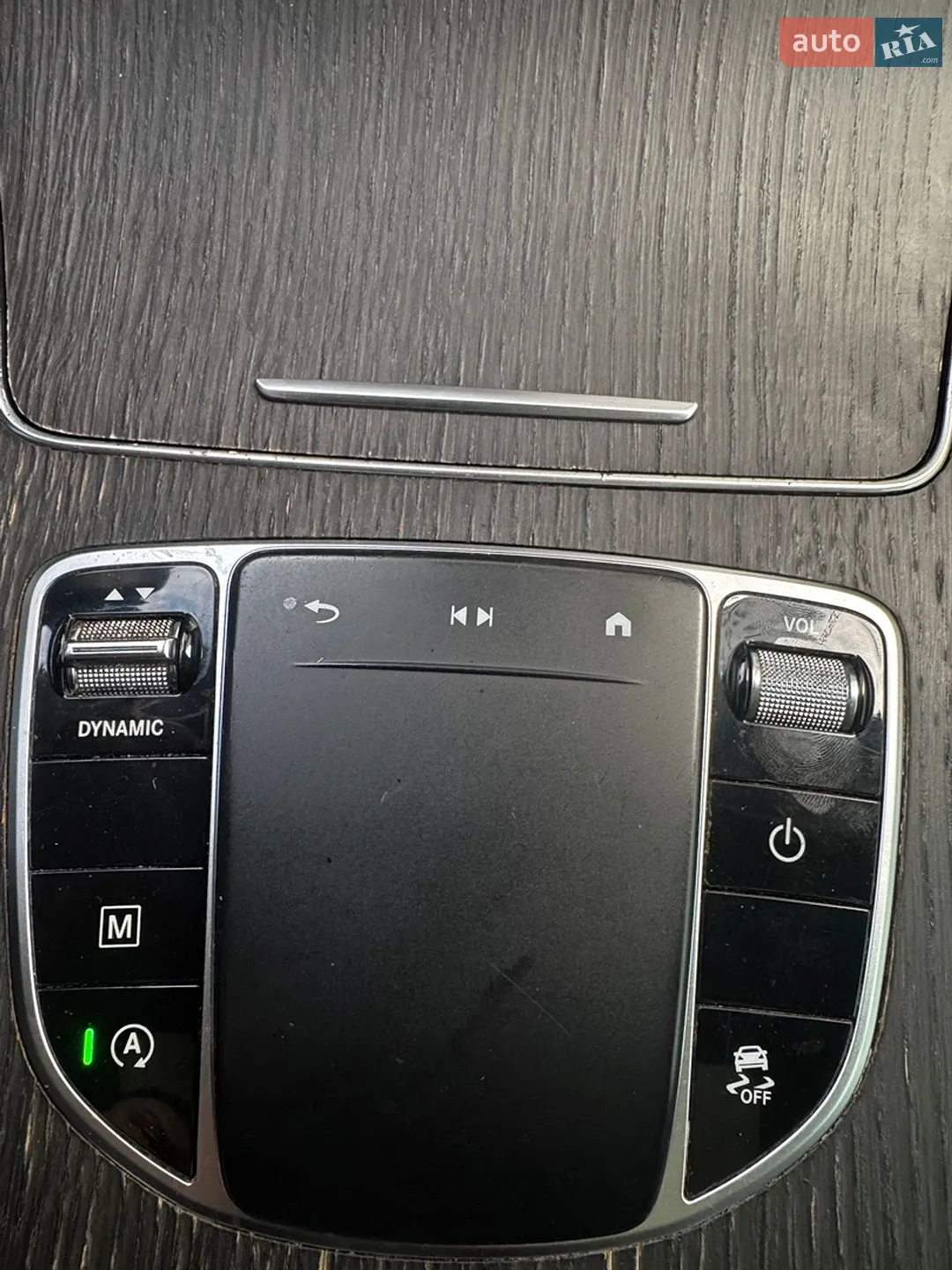 2019 Mercedes-Benz GLC - мініатюра 31