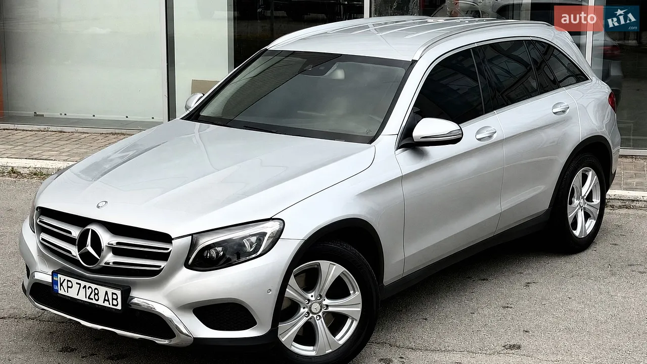2016 Mercedes-Benz GLC - мініатюра 30