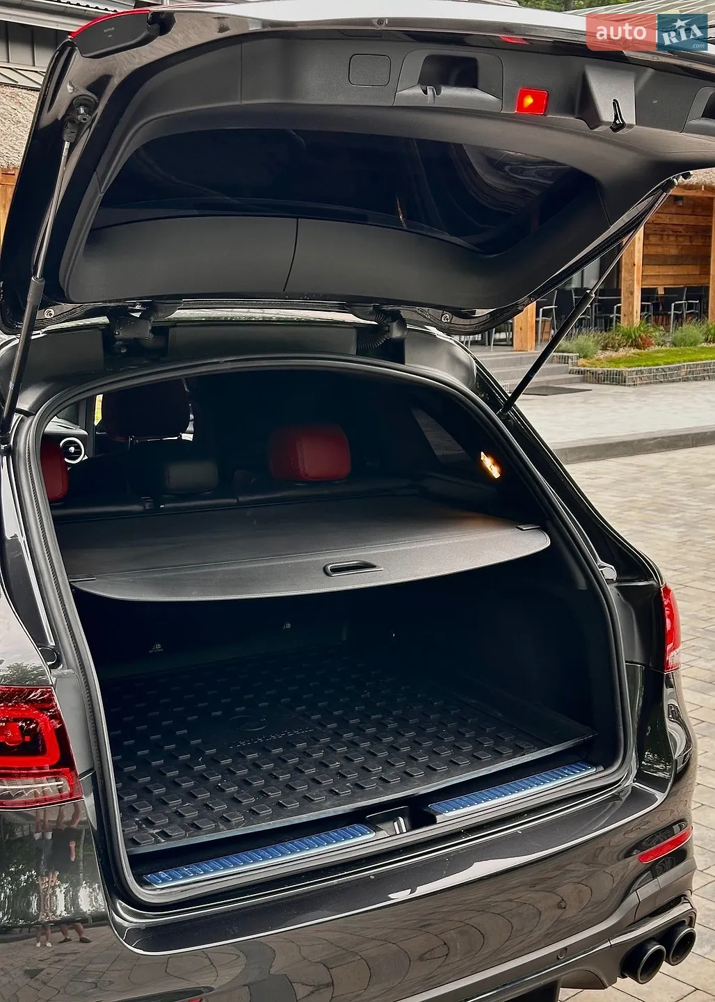 2022 Mercedes-Benz GLC - мініатюра 23