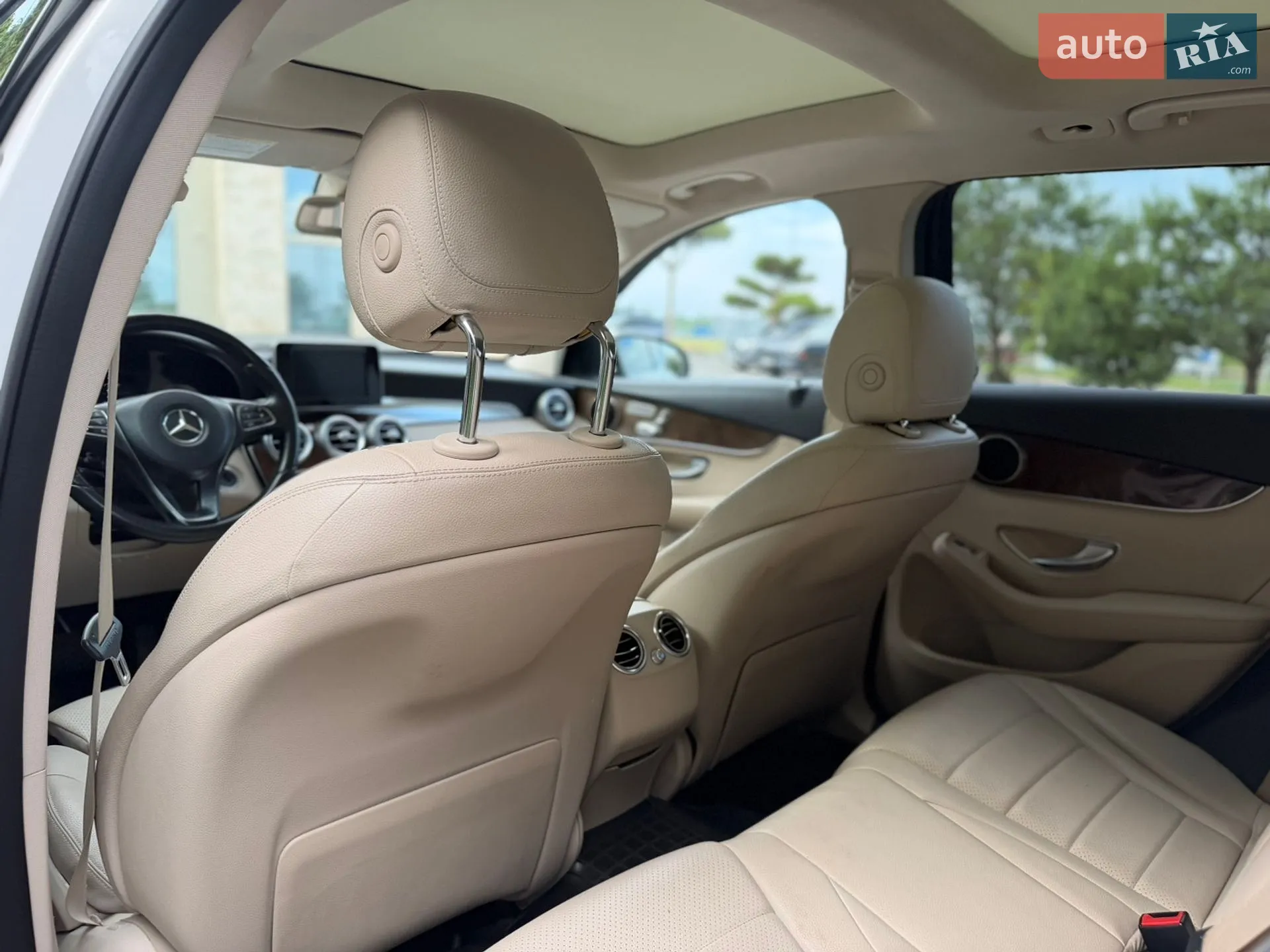 2015 Mercedes-Benz GLC - мініатюра 33