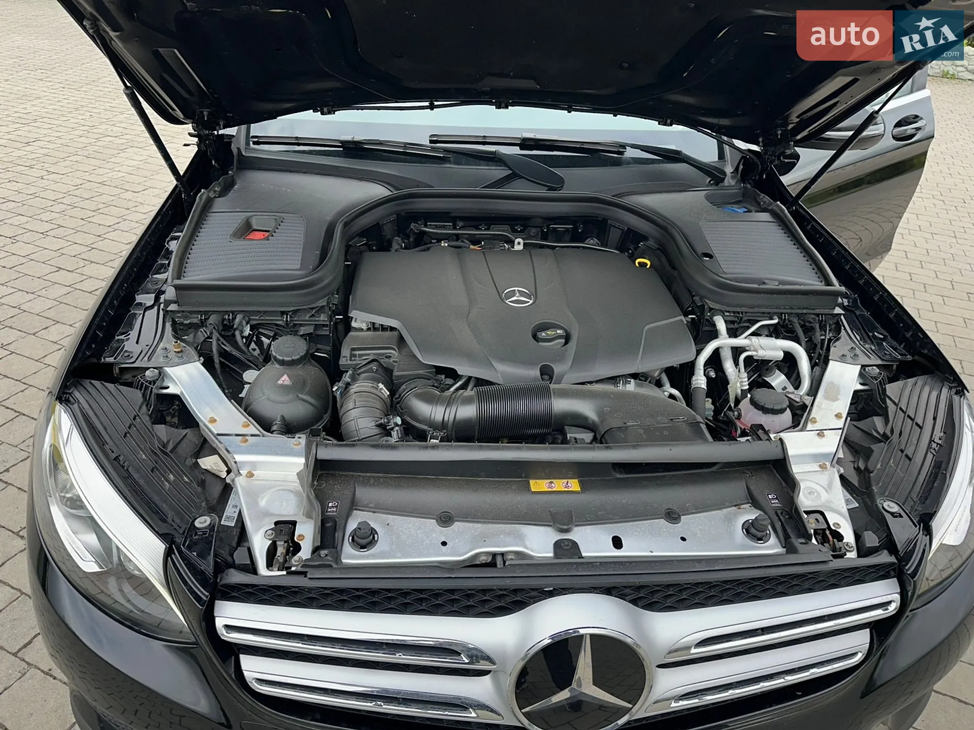 2017 Mercedes-Benz GLC - мініатюра 23