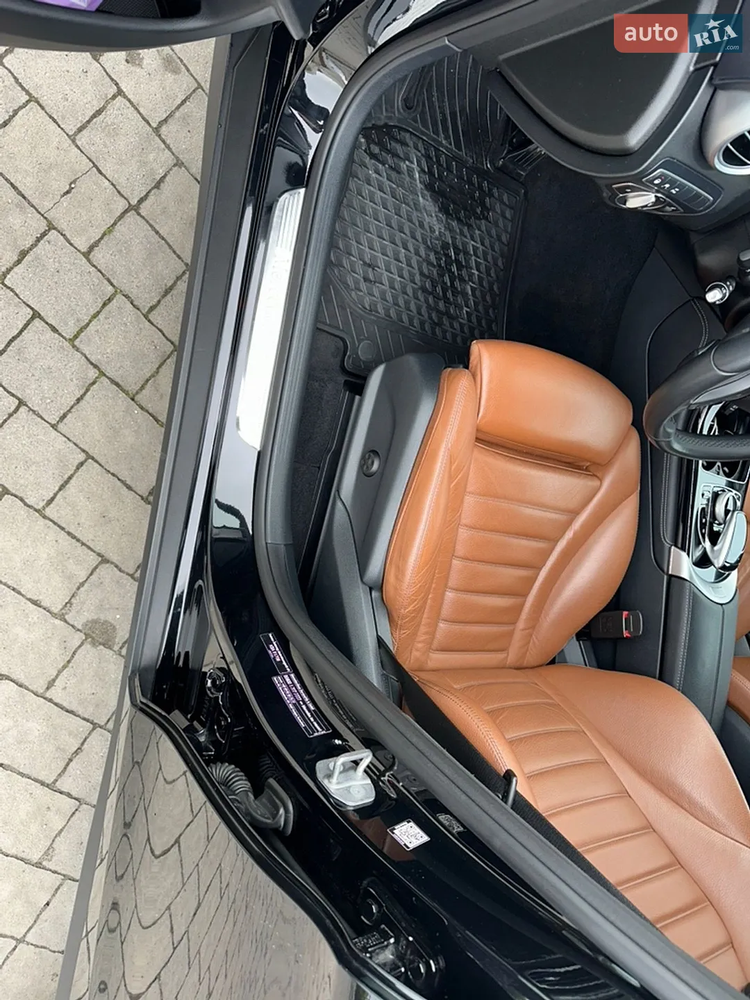 2017 Mercedes-Benz GLC - мініатюра 34