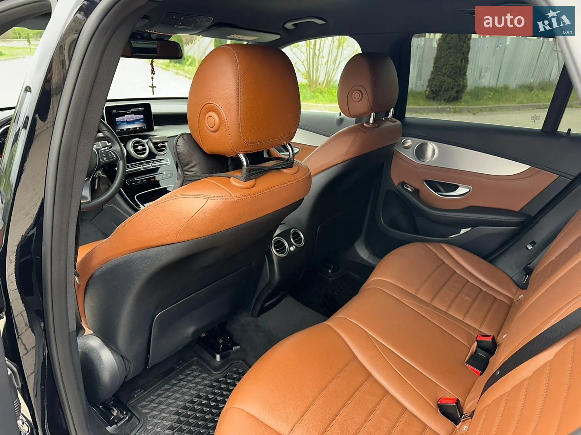 2017 Mercedes-Benz GLC - мініатюра 46