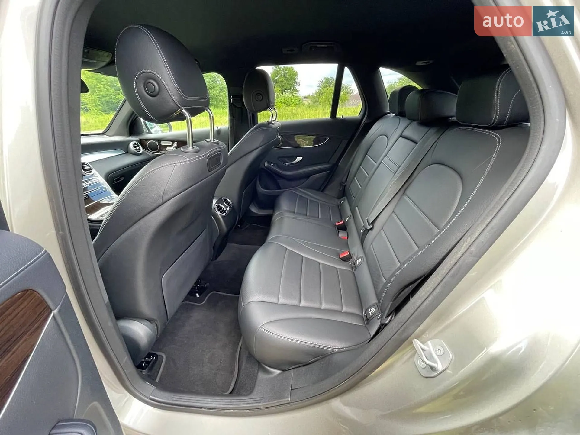 2019 Mercedes-Benz GLC - мініатюра 33