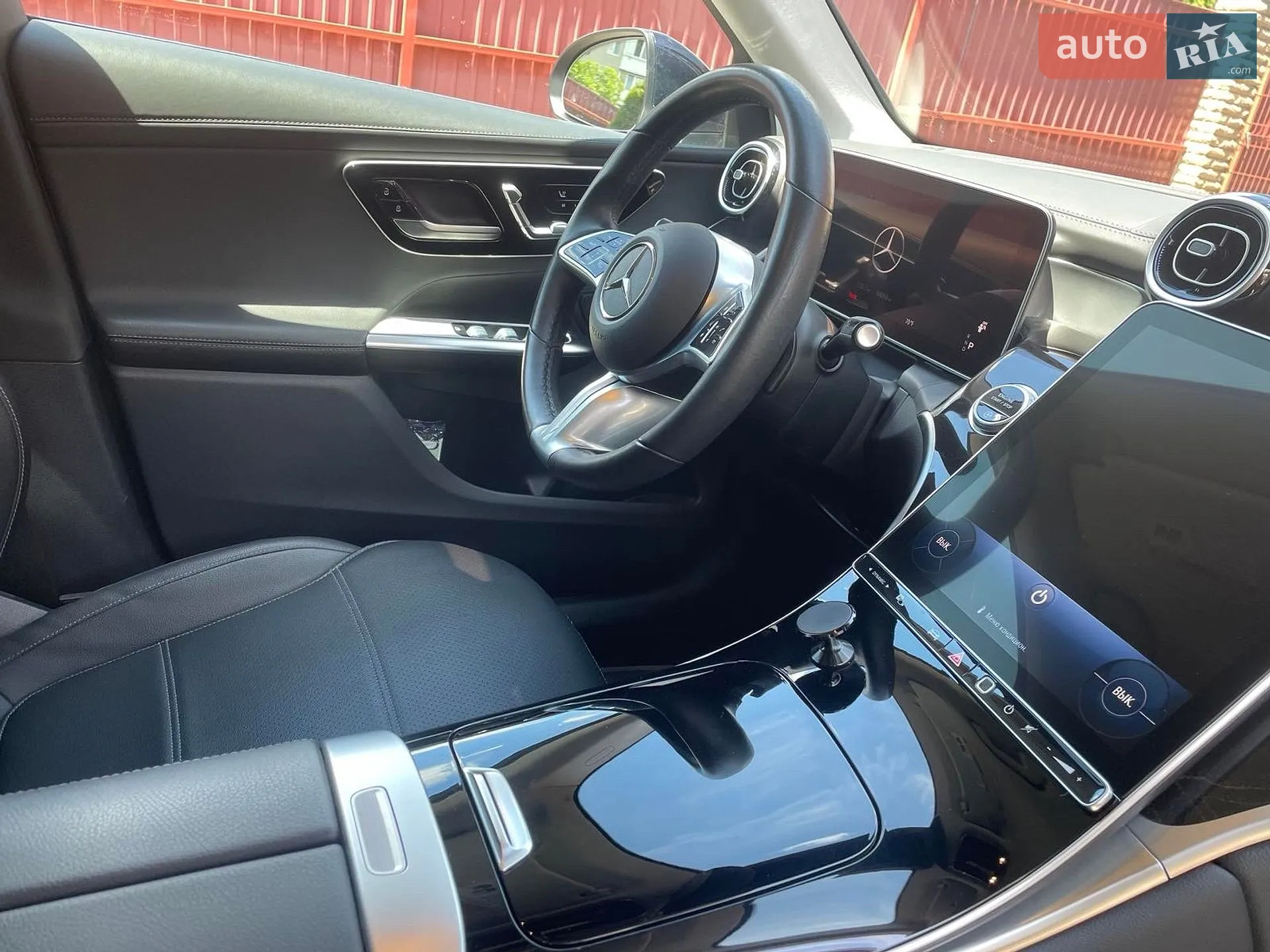 2024 Mercedes-Benz GLC - мініатюра 18