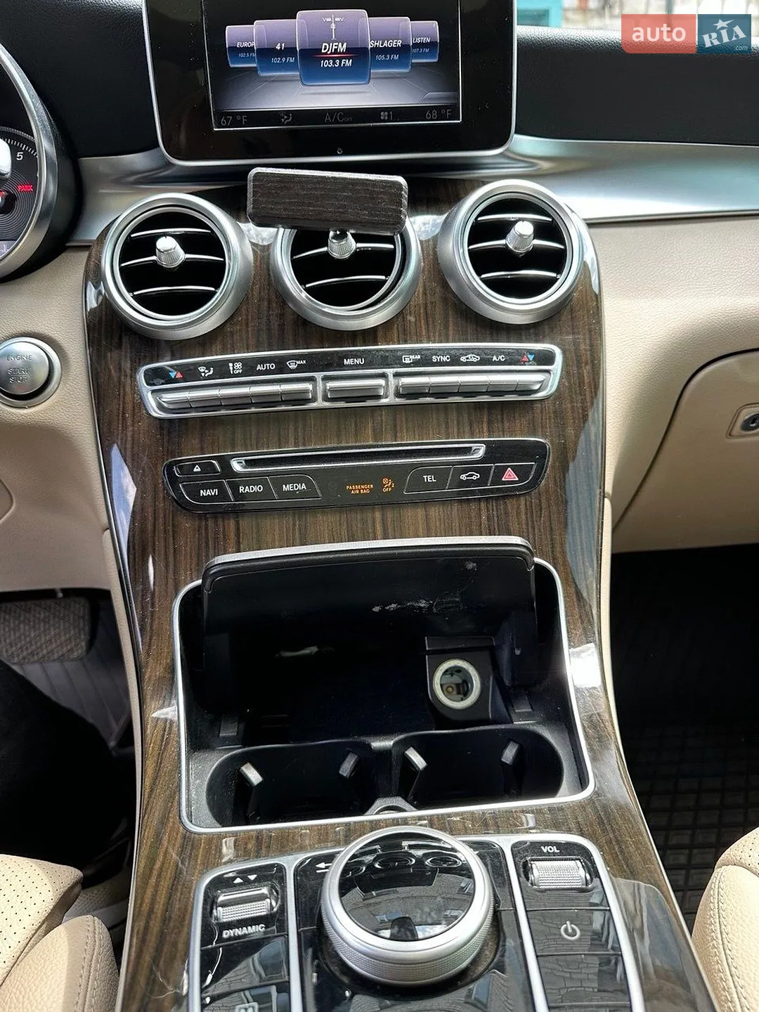 2017 Mercedes-Benz GLC - мініатюра 10