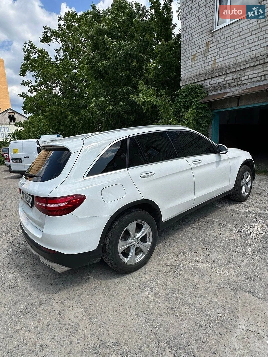 2017 Mercedes-Benz GLC - мініатюра 2