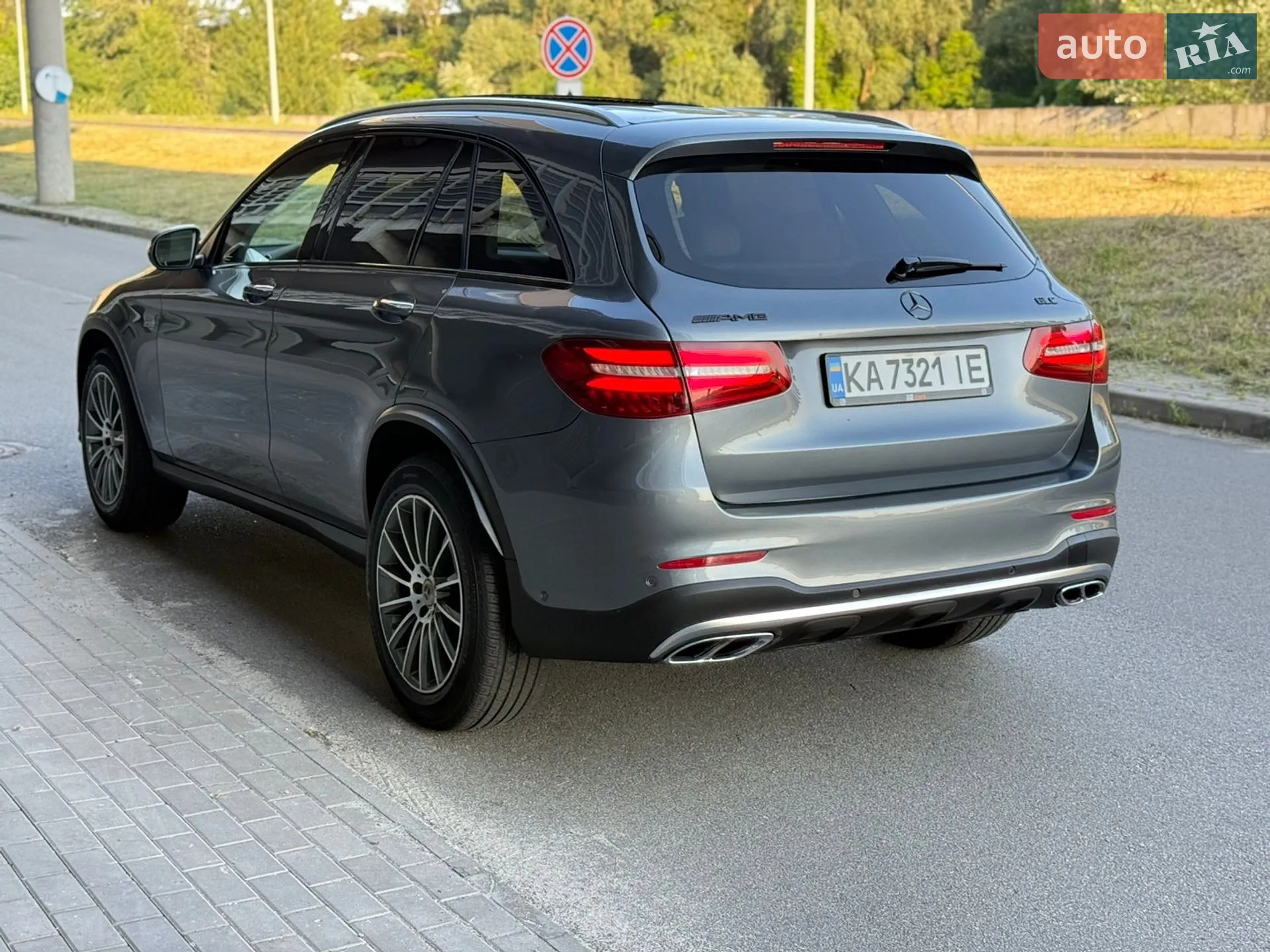 2016 Mercedes-Benz GLC - мініатюра 25