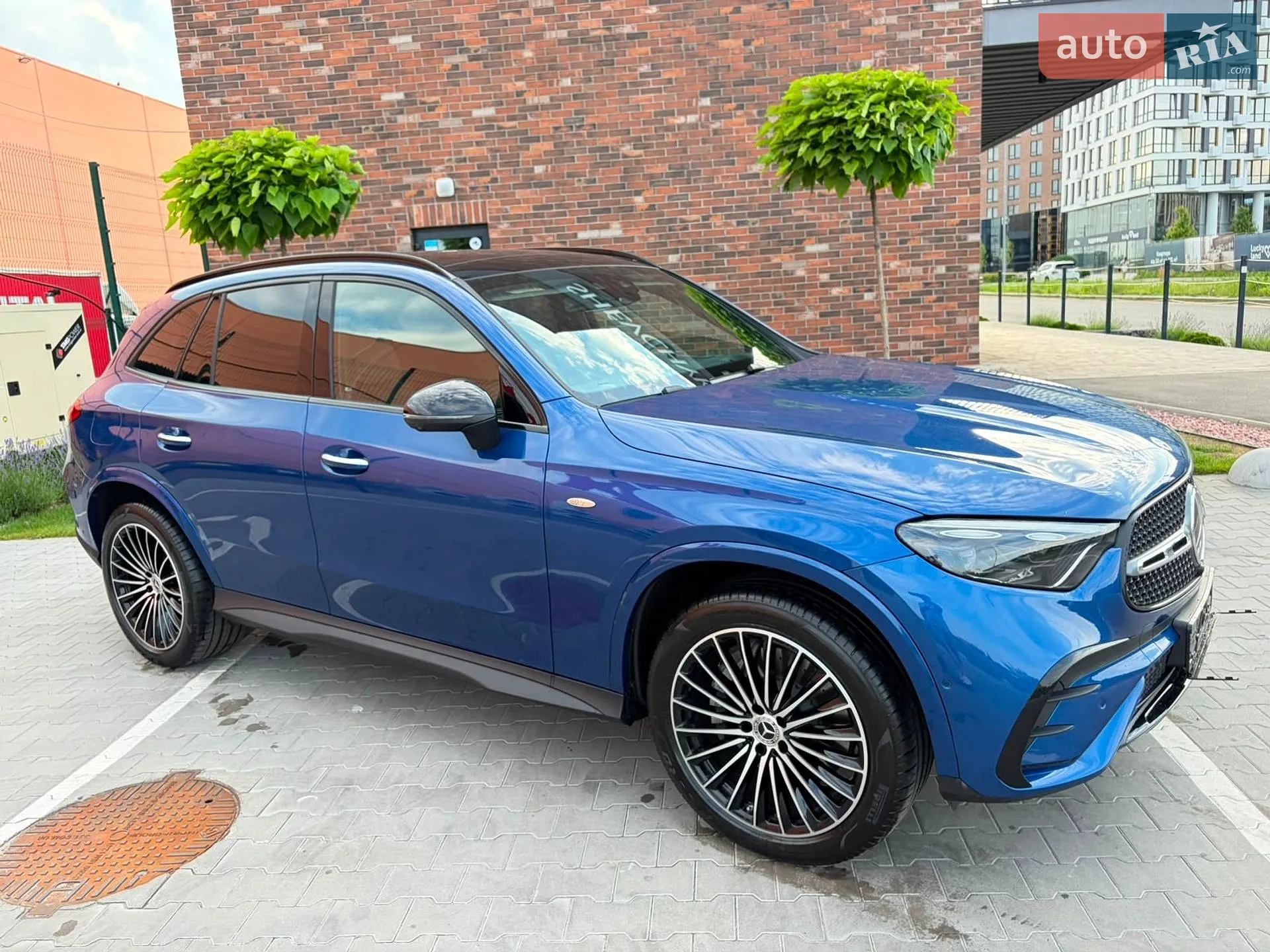 2025 Mercedes-Benz GLC - мініатюра 12