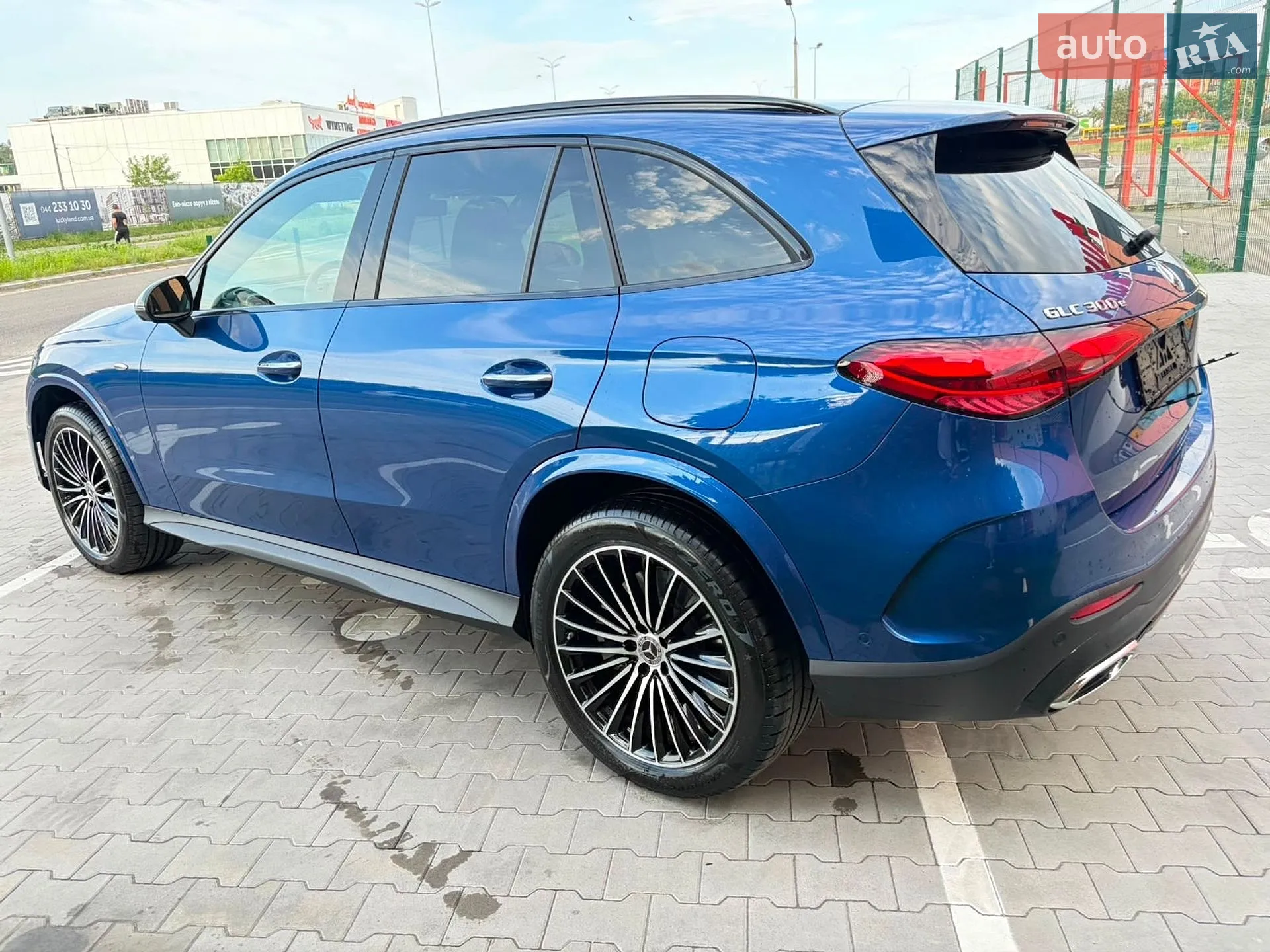 2025 Mercedes-Benz GLC - мініатюра 64
