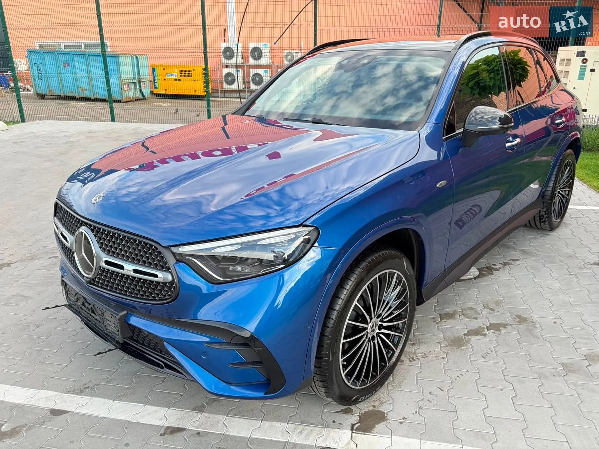 2025 Mercedes-Benz GLC - мініатюра 70