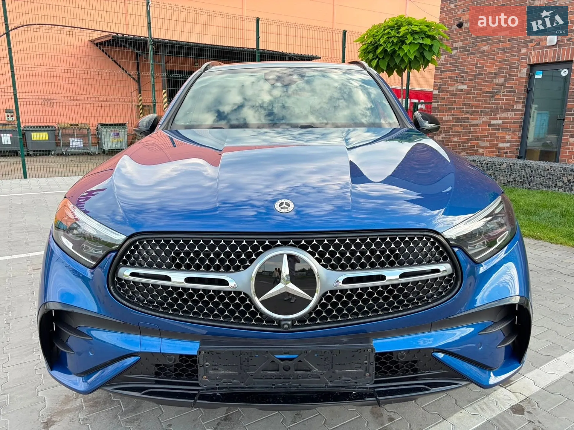 2025 Mercedes-Benz GLC - мініатюра 84