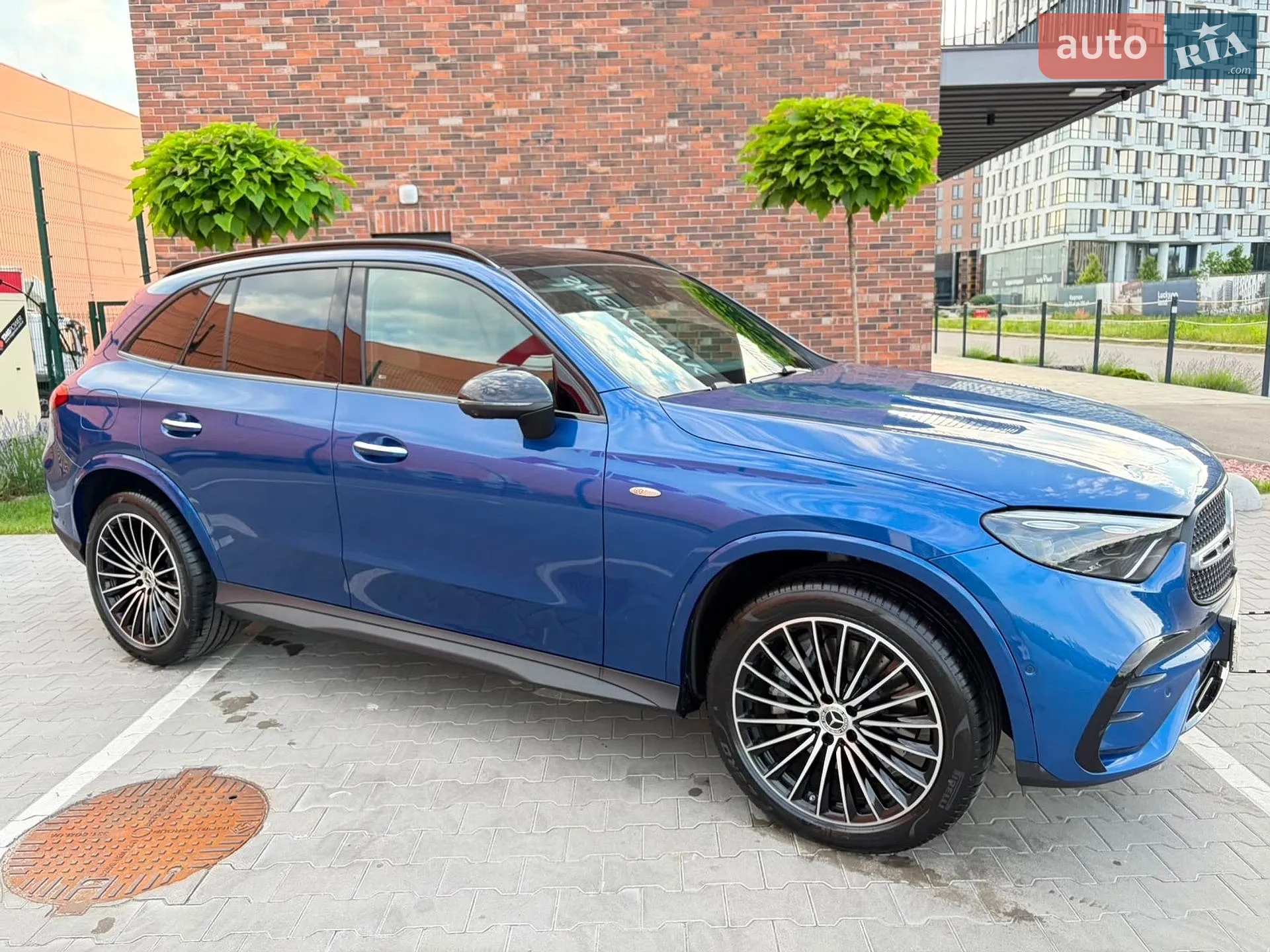2025 Mercedes-Benz GLC - мініатюра 104