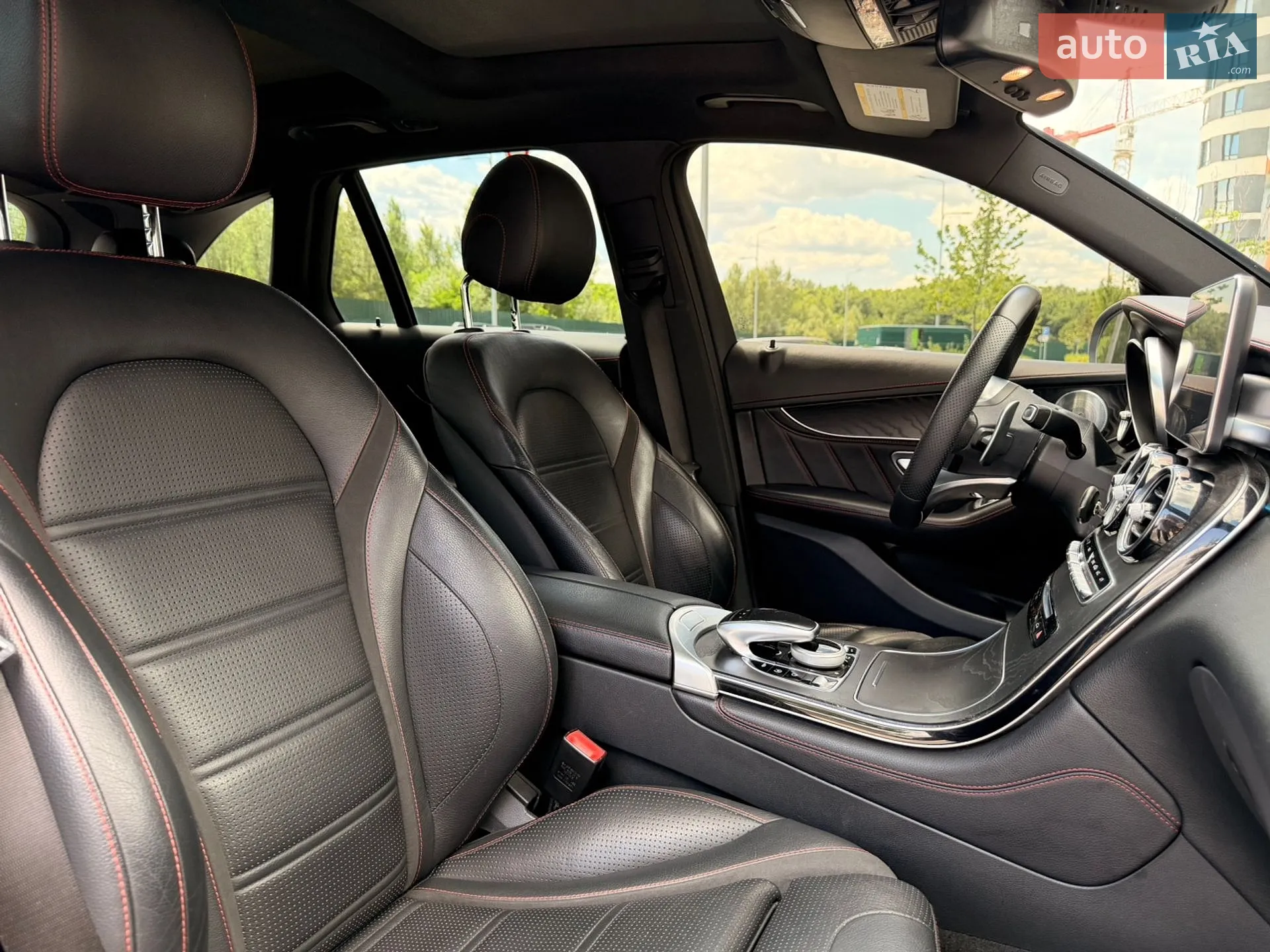 2016 Mercedes-Benz GLC - мініатюра 24
